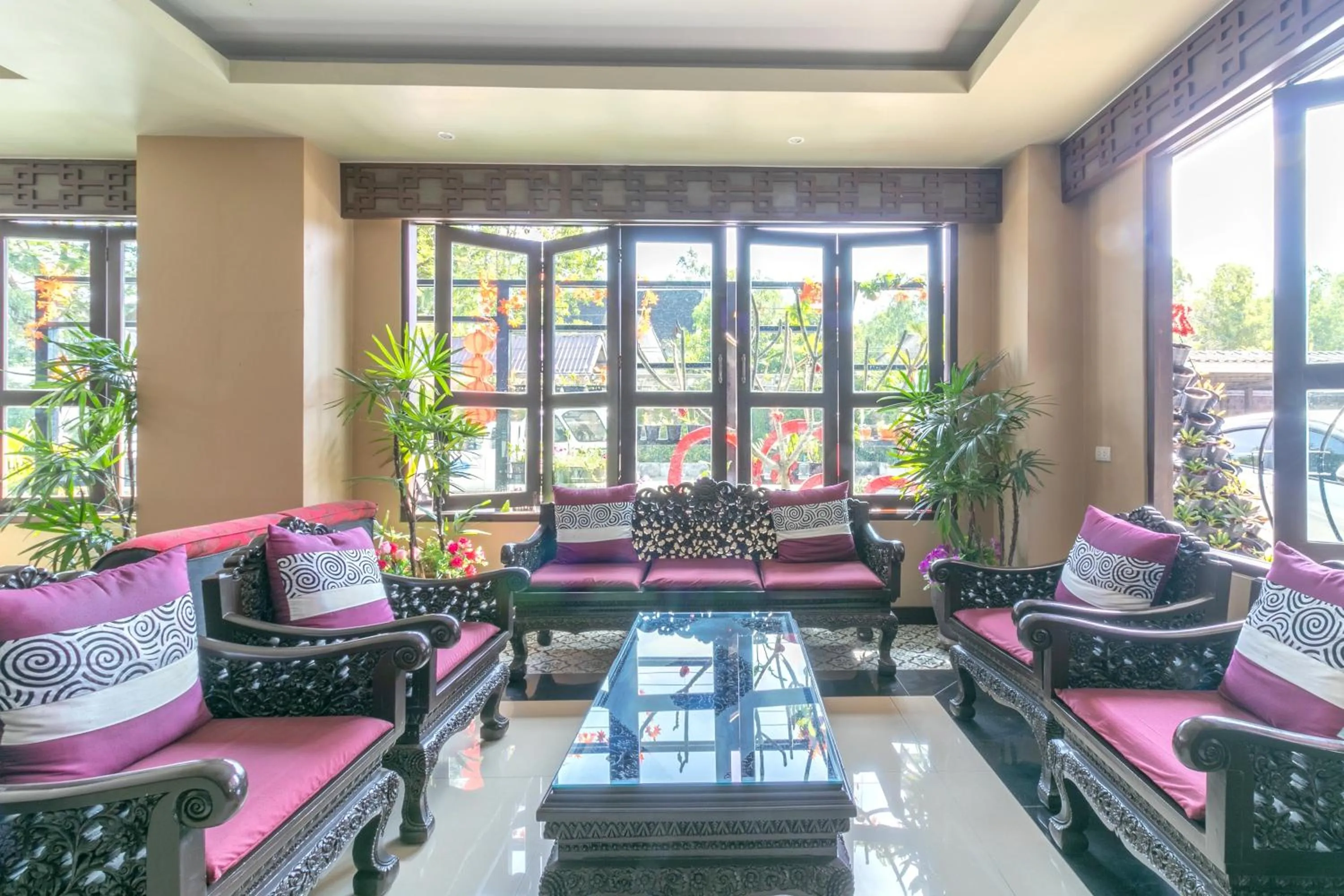 Lobby or reception in Carpio Hotel Phuket