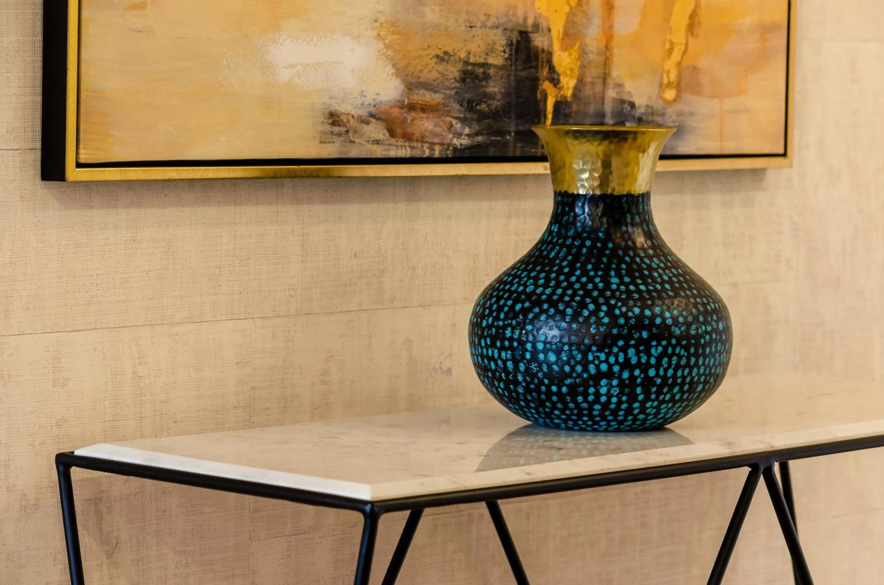 Decorative detail in LX51 Studios & Suites by APT IIN - Lisbon Center