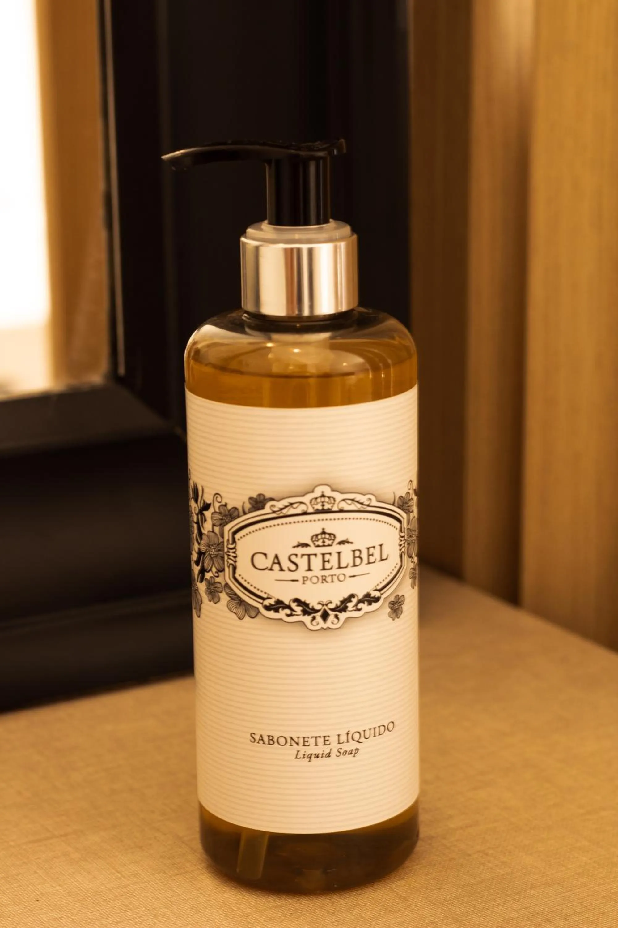 Bathroom in LX51 Studios & Suites by APT IIN - Lisbon Center