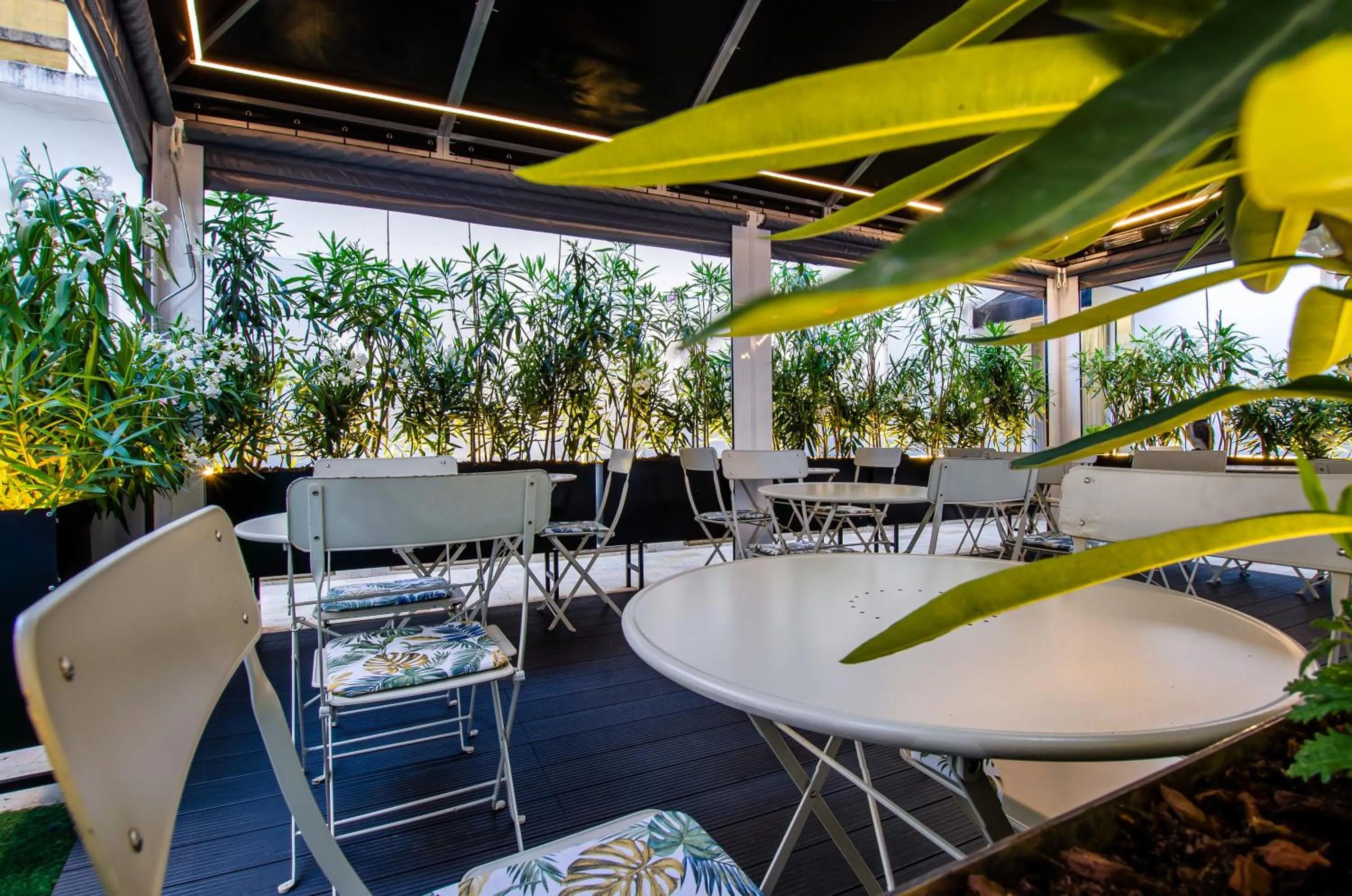 Patio in LX51 Studios & Suites by APT IIN - Lisbon Center