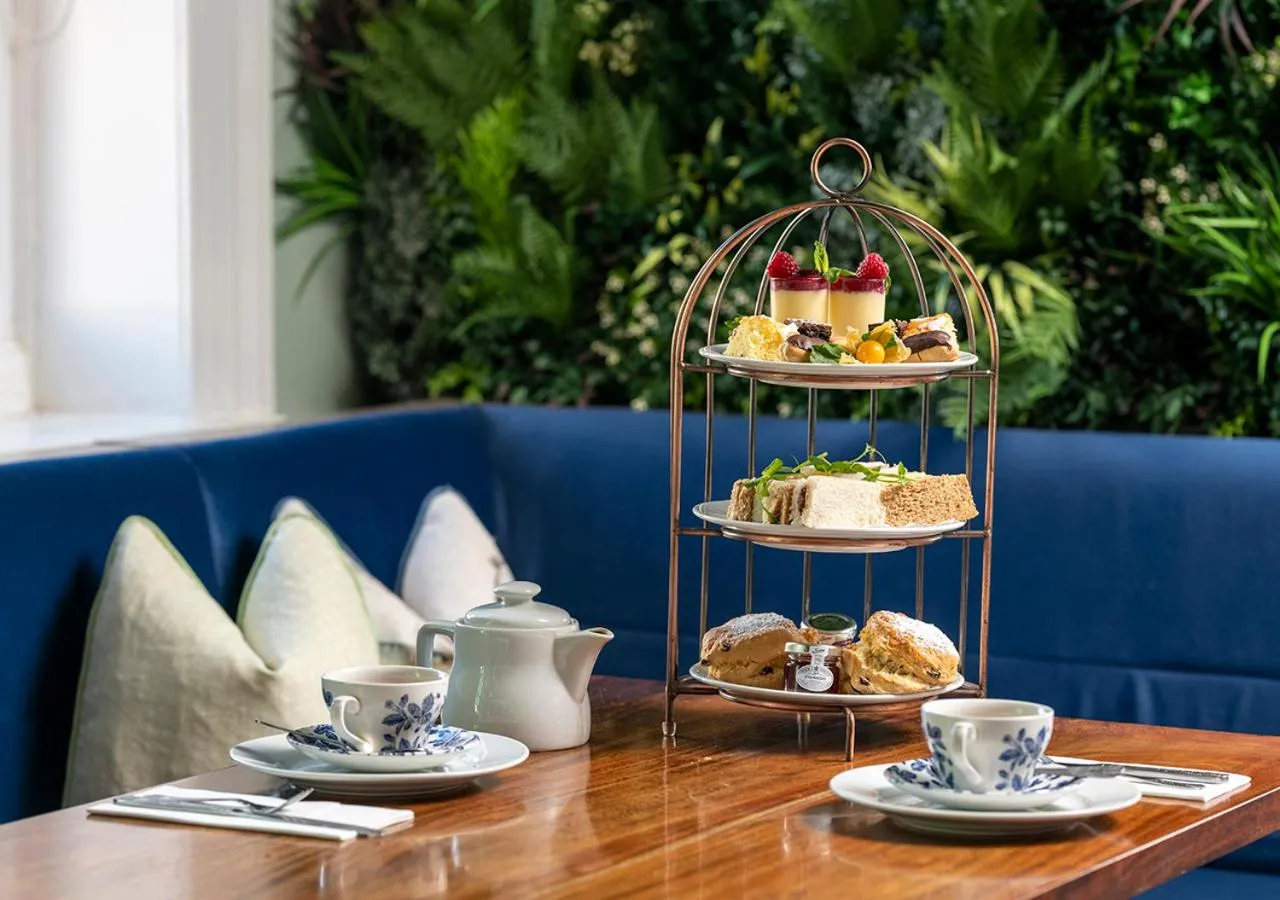 Restaurant/places to eat in Kingscliff Hotel Holland on Sea