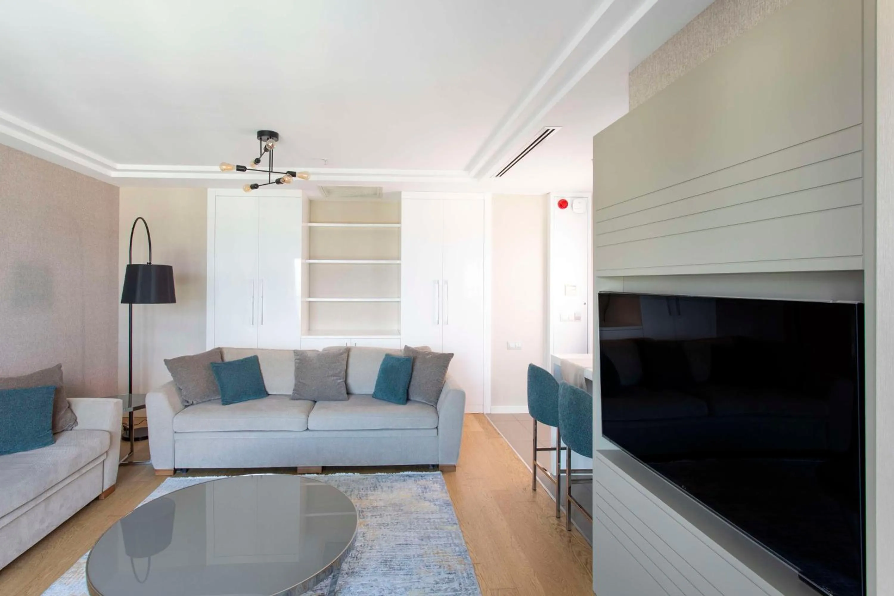 TV and multimedia in Radisson Residences Avrupa TEM Istanbul