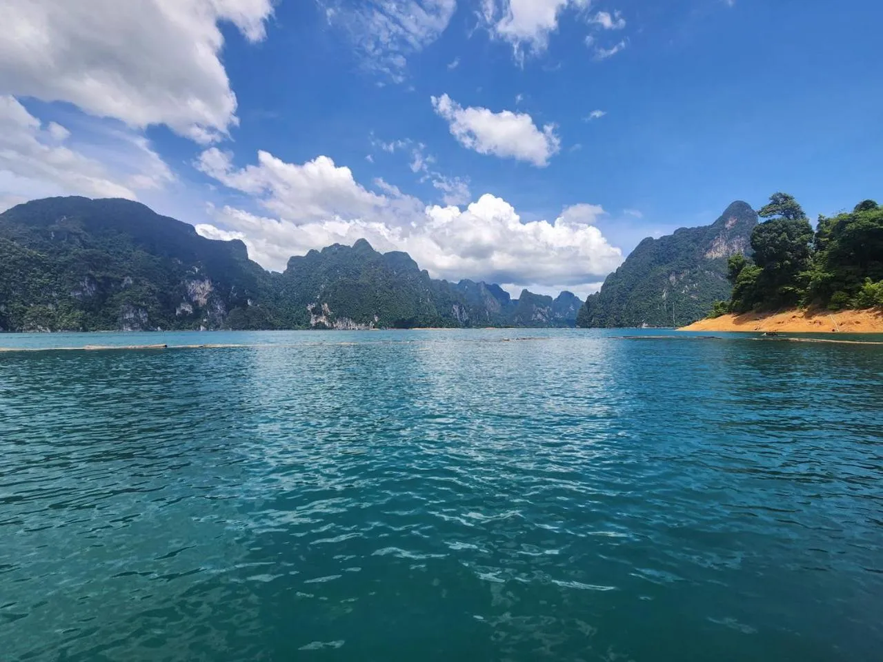 Natural landscape in Khao Sok Las Orquideas Resort