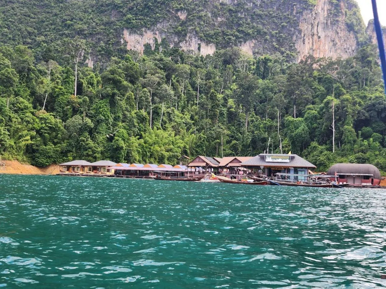 Property building in Khao Sok Las Orquideas Resort