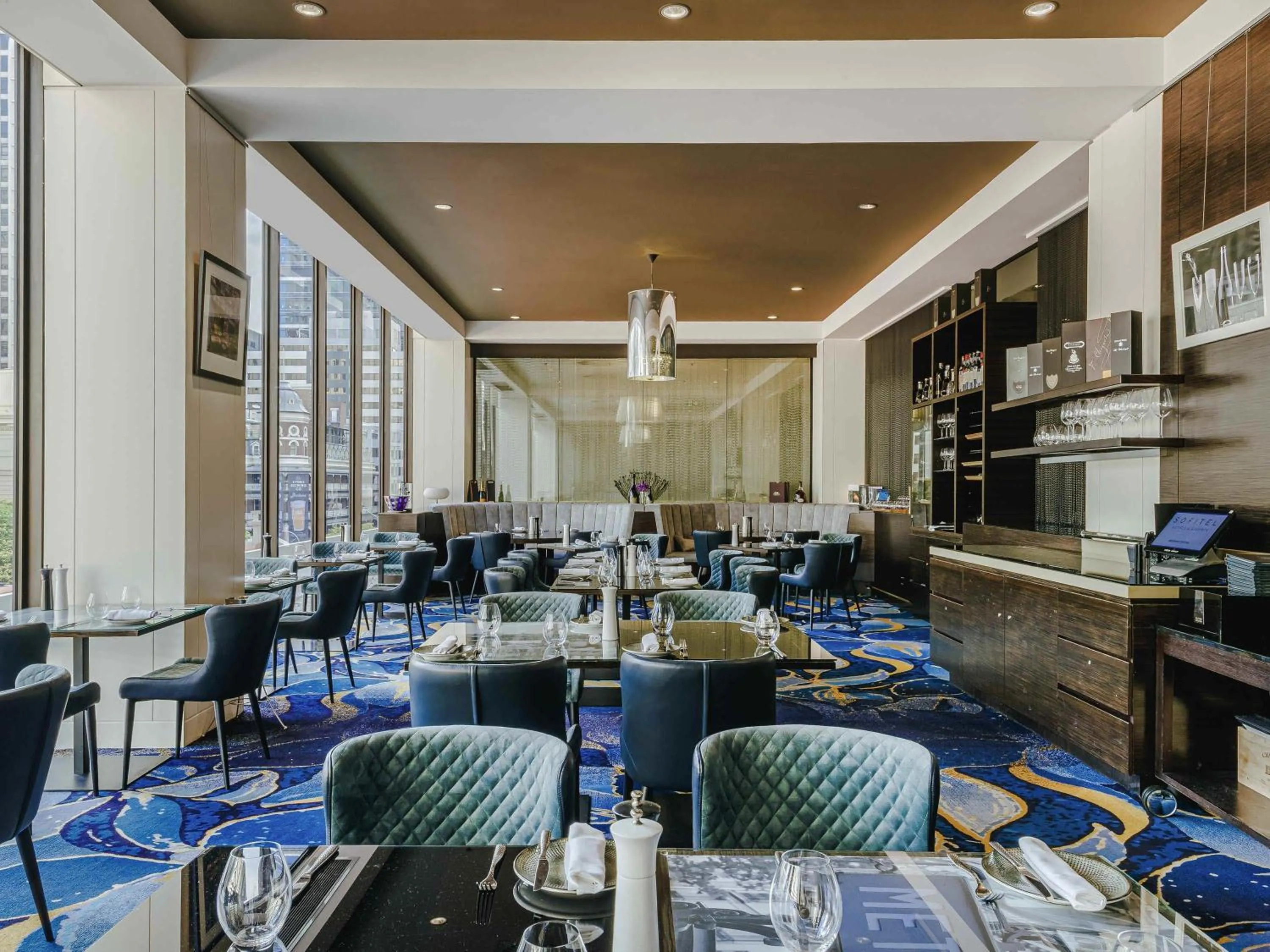 Restaurant/places to eat in Sofitel Brisbane Central