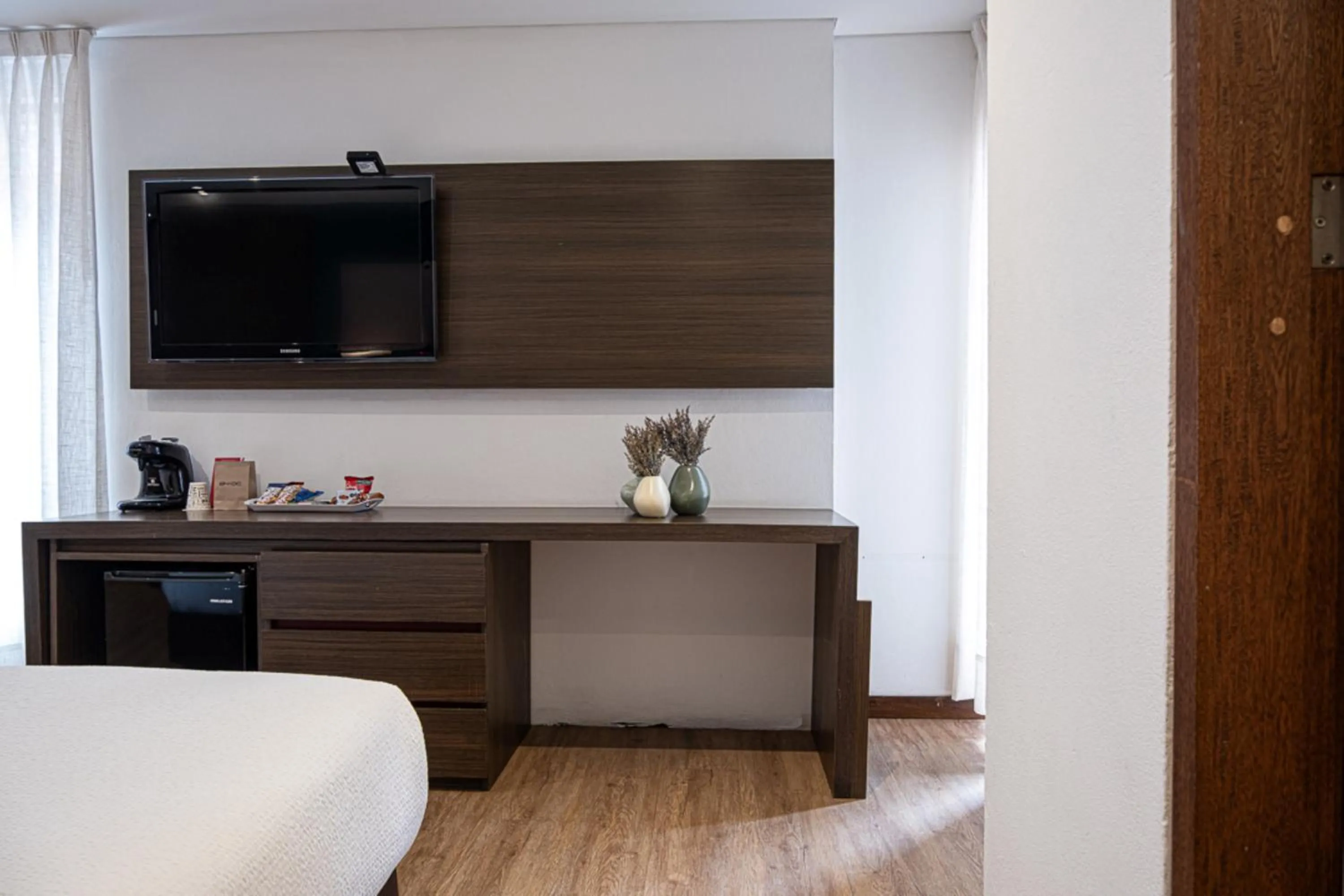 Bedroom, Bed in 84 DC Bogotá By OxoHotel