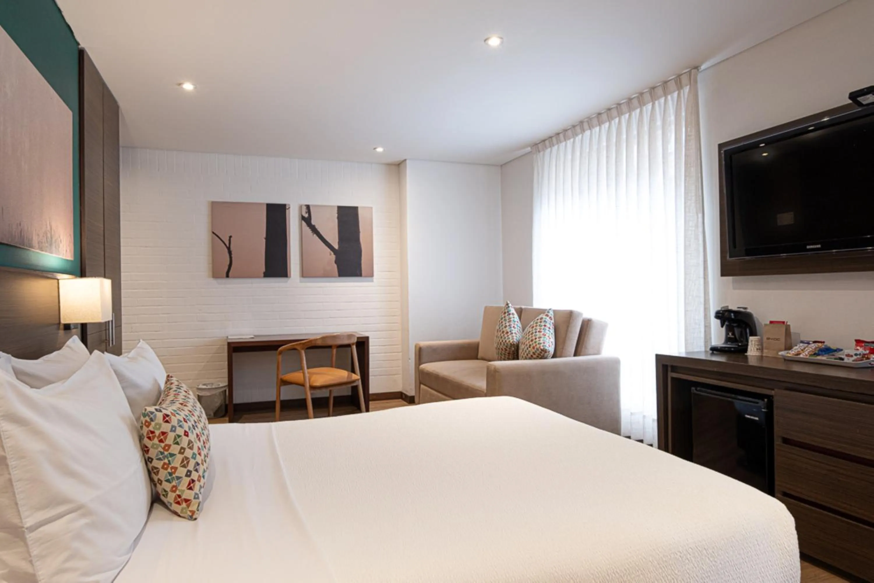 Bedroom, Bed in 84 DC Bogotá By OxoHotel