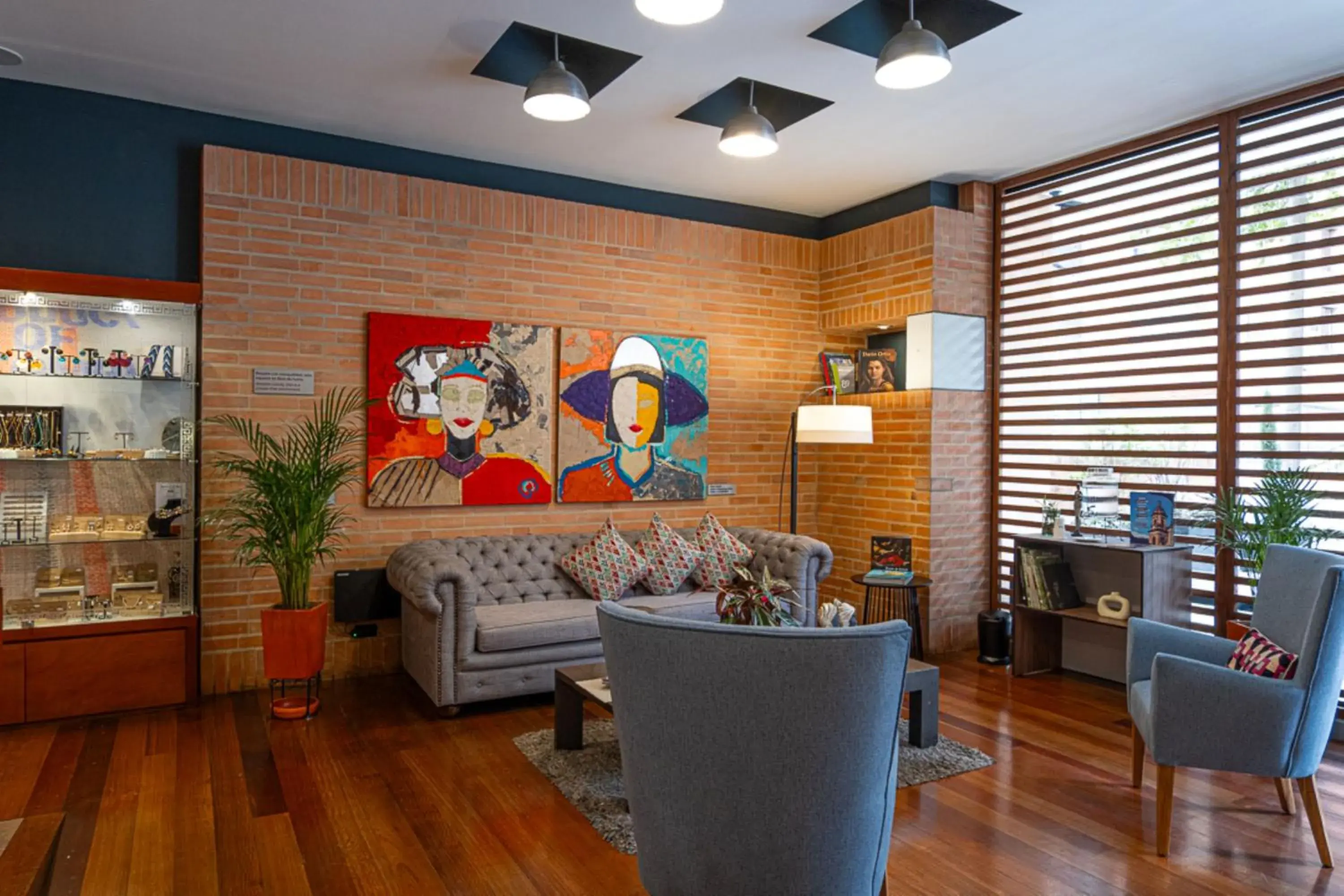 Lobby or reception in 84 DC Bogotá By OxoHotel Lobby or reception in 84 DC Bogotá By OxoHotel