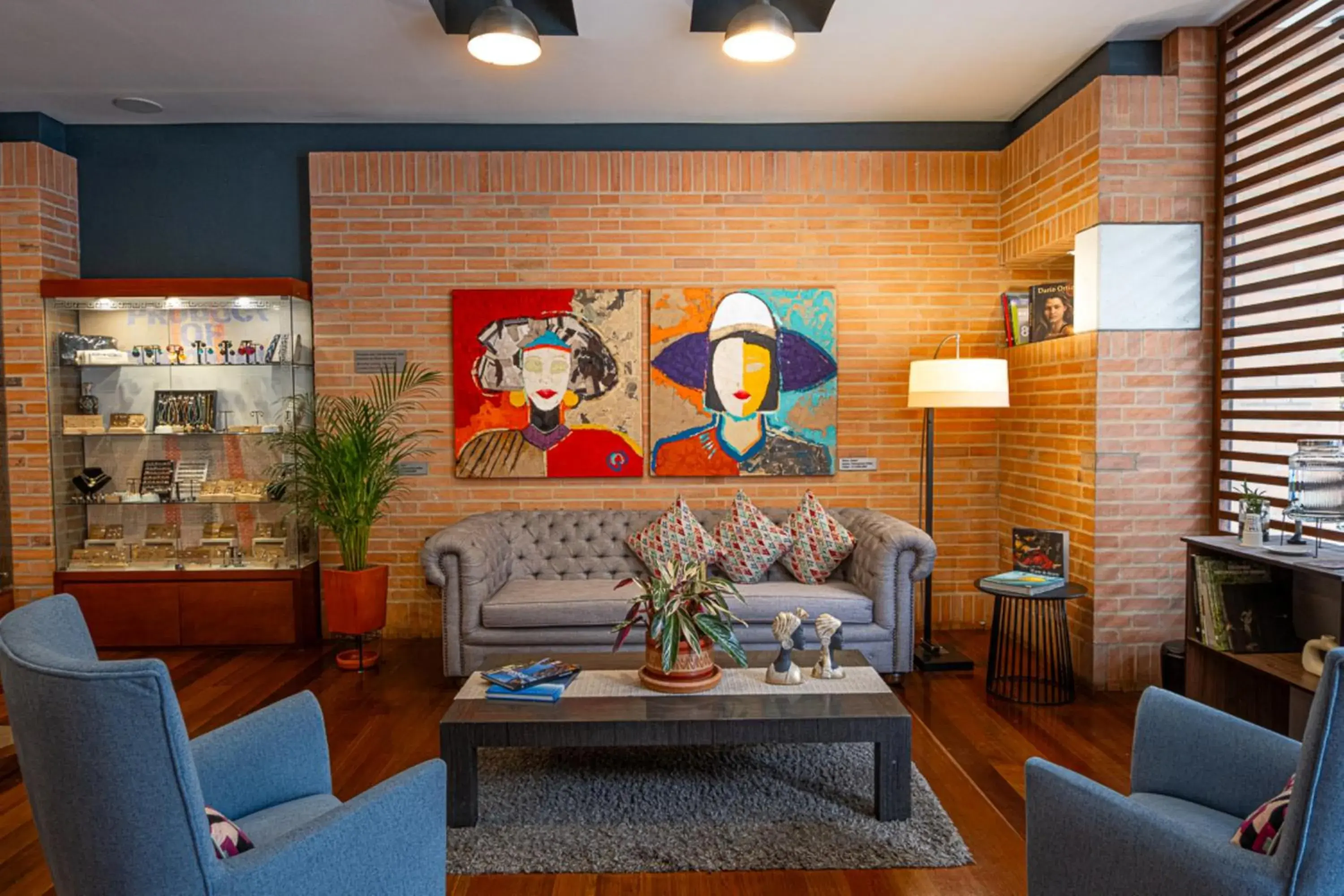 Lobby or reception in 84 DC Bogotá By OxoHotel Lobby or reception in 84 DC Bogotá By OxoHotel