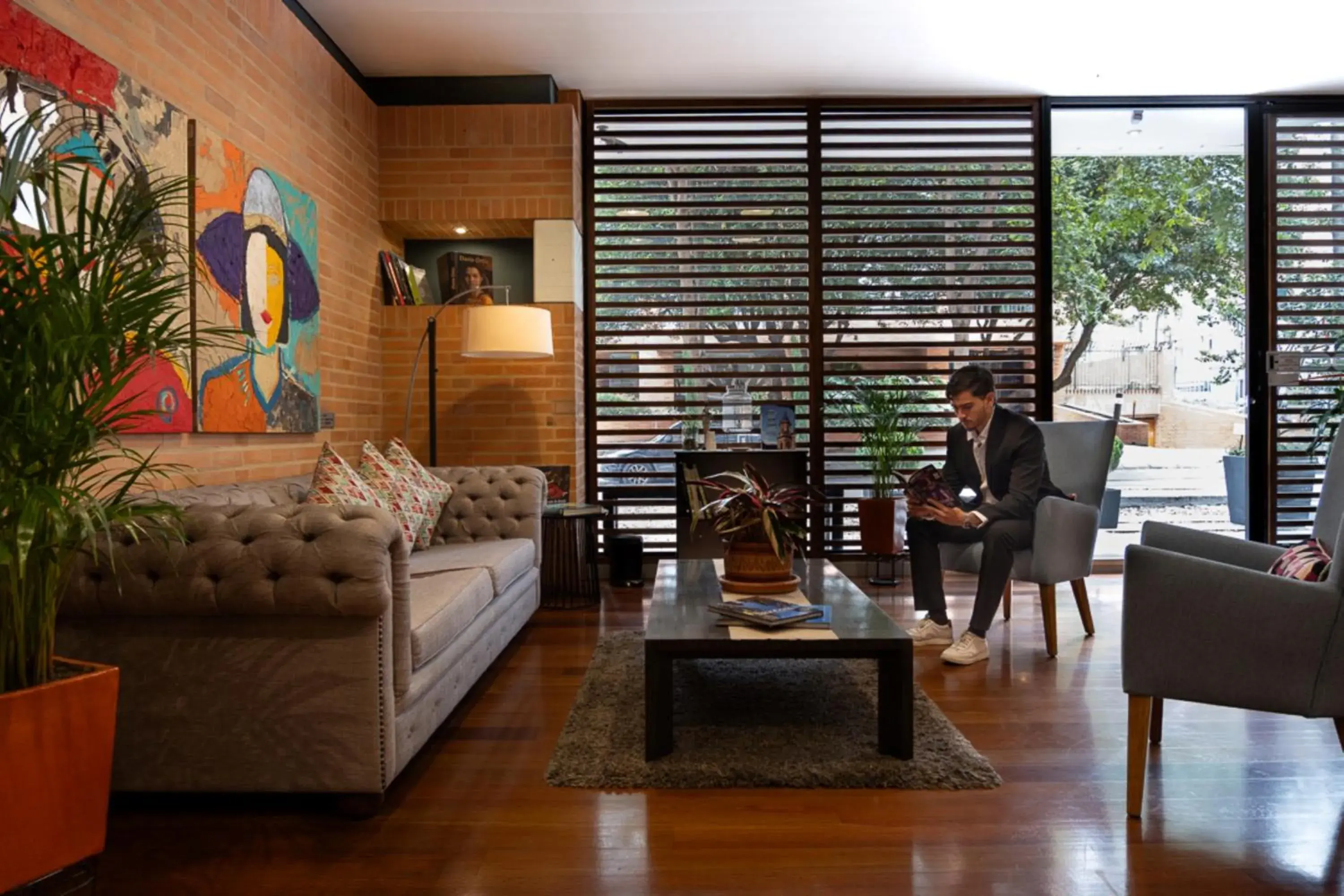 Lobby or reception in 84 DC Bogotá By OxoHotel Lobby or reception in 84 DC Bogotá By OxoHotel