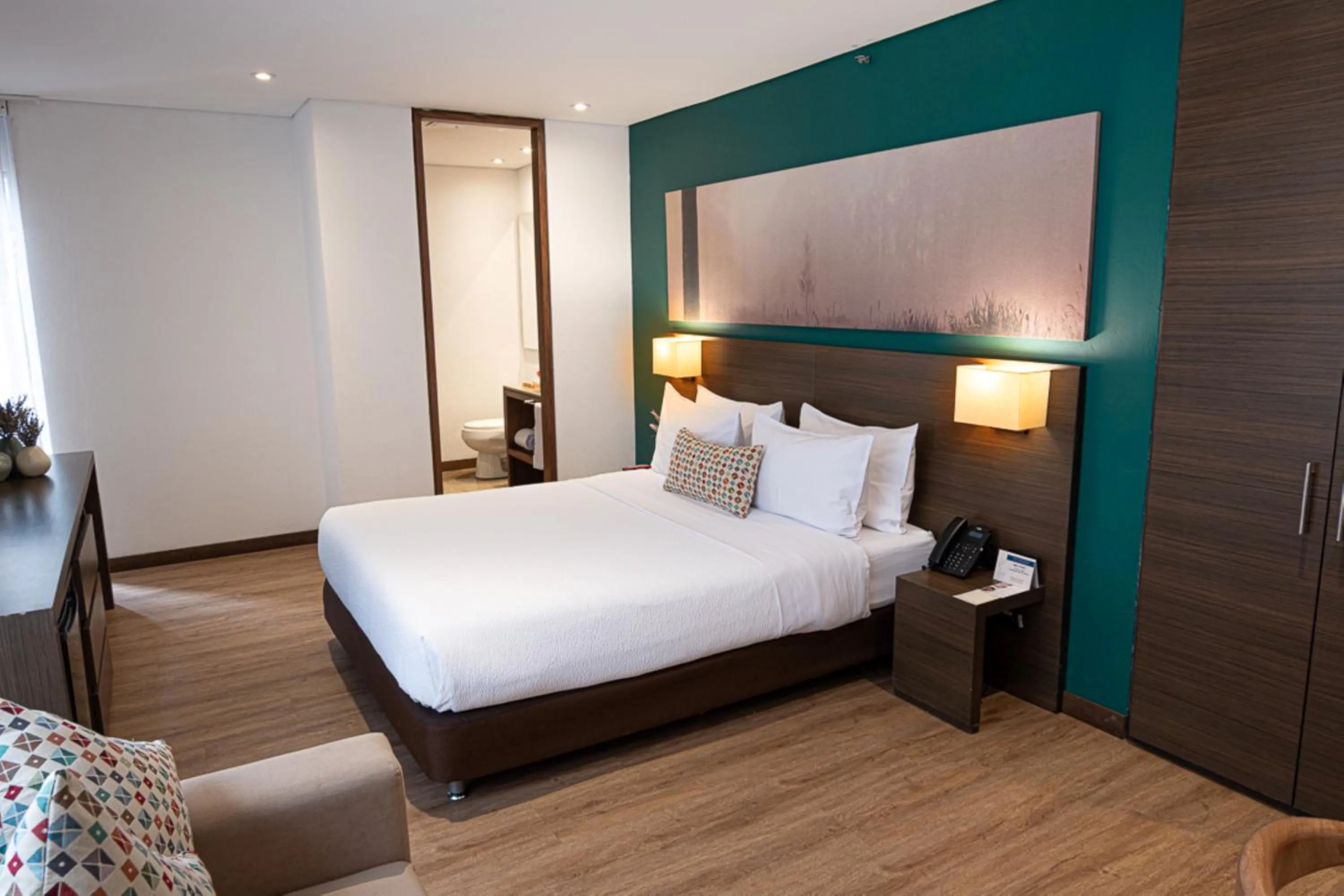 Bedroom, Bed in 84 DC Bogotá By OxoHotel