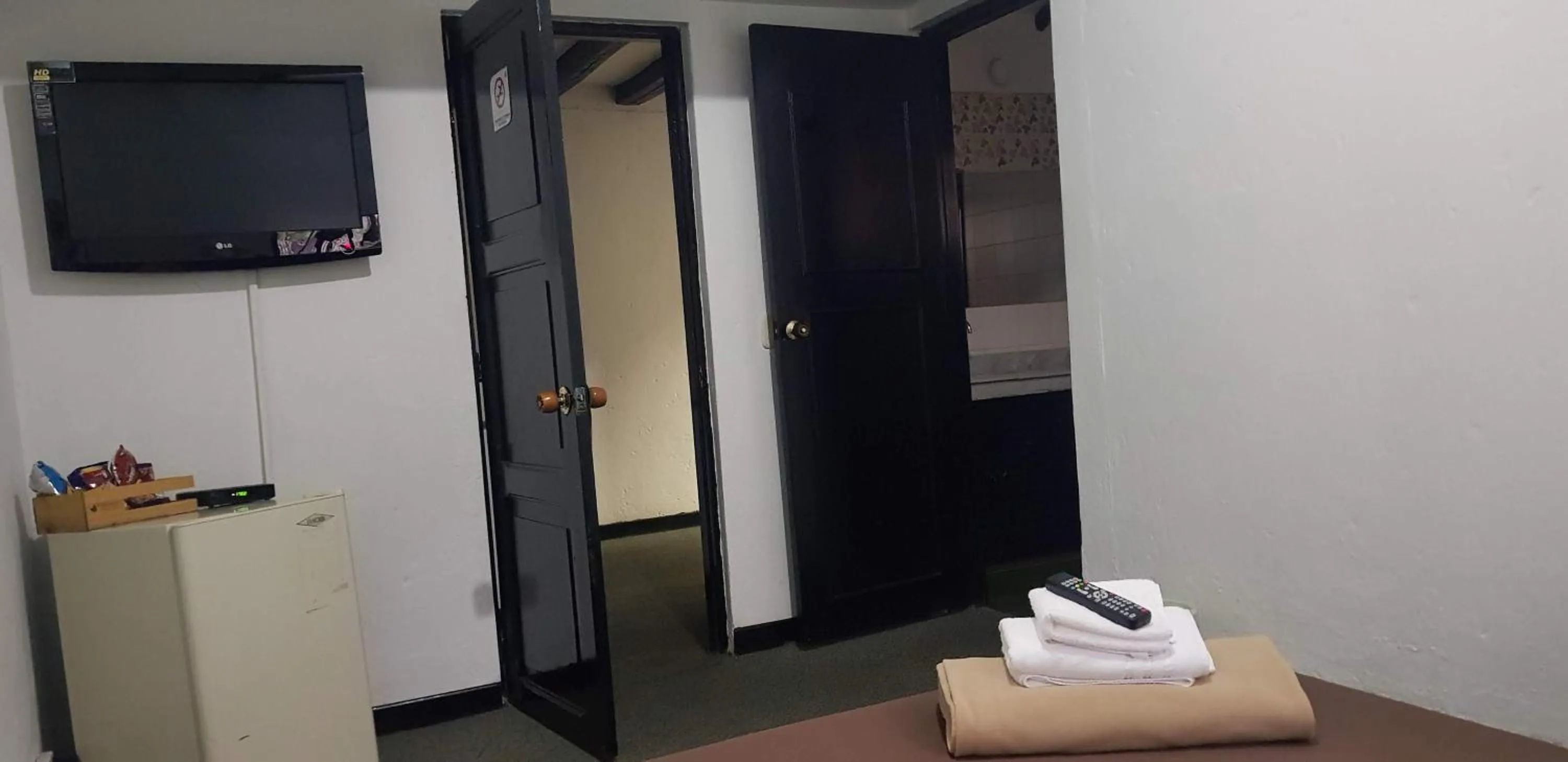 TV and multimedia in Hotel Premium Real