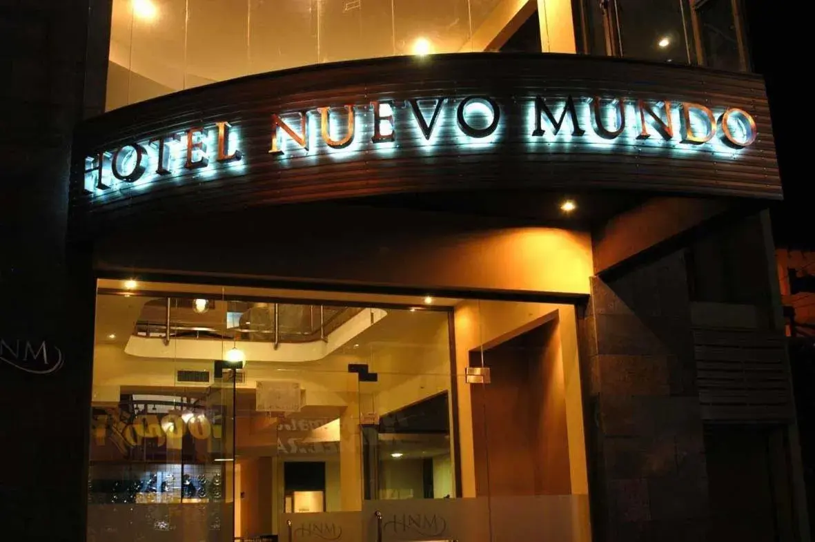 Facade/entrance in Nuevo Mundo Facade/entrance in Nuevo Mundo