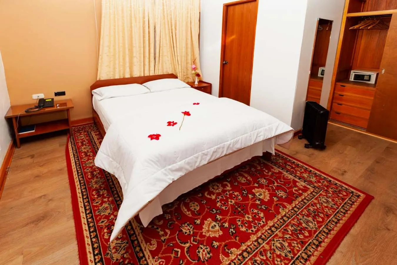 Bed in Hotel Sol del Oriente Cusco