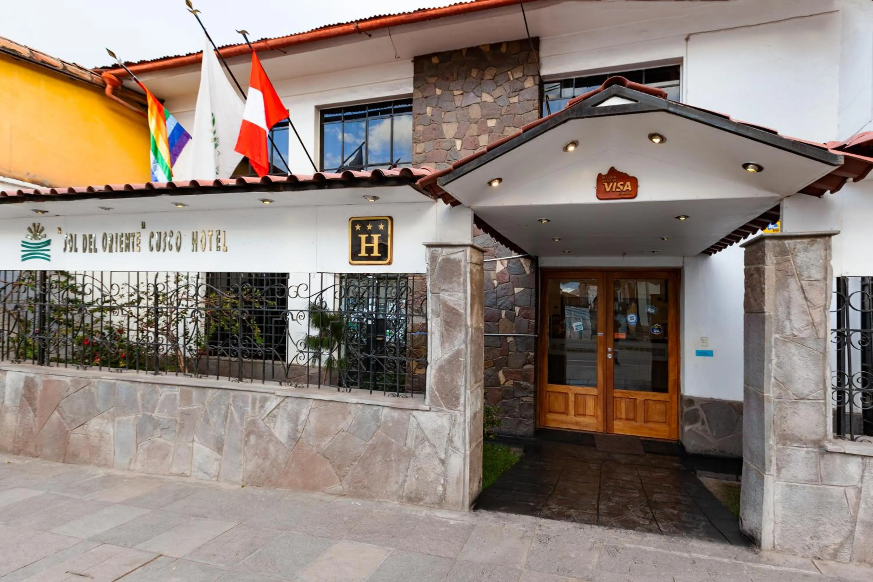 Property building in Hotel Sol del Oriente Cusco