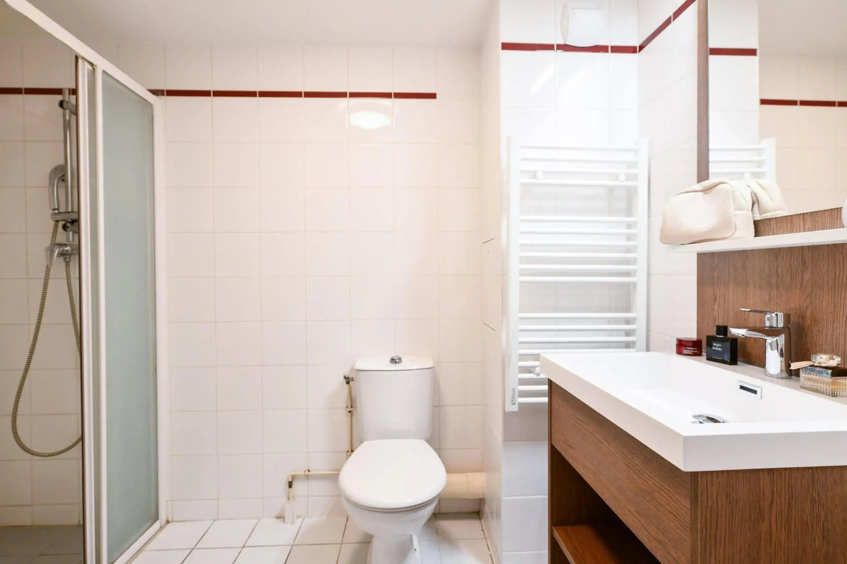 Bedroom in Comfort Aparthotel Versailles, St Cyr l'Ecole Bedroom in Comfort Aparthotel Versailles, St Cyr l'Ecole