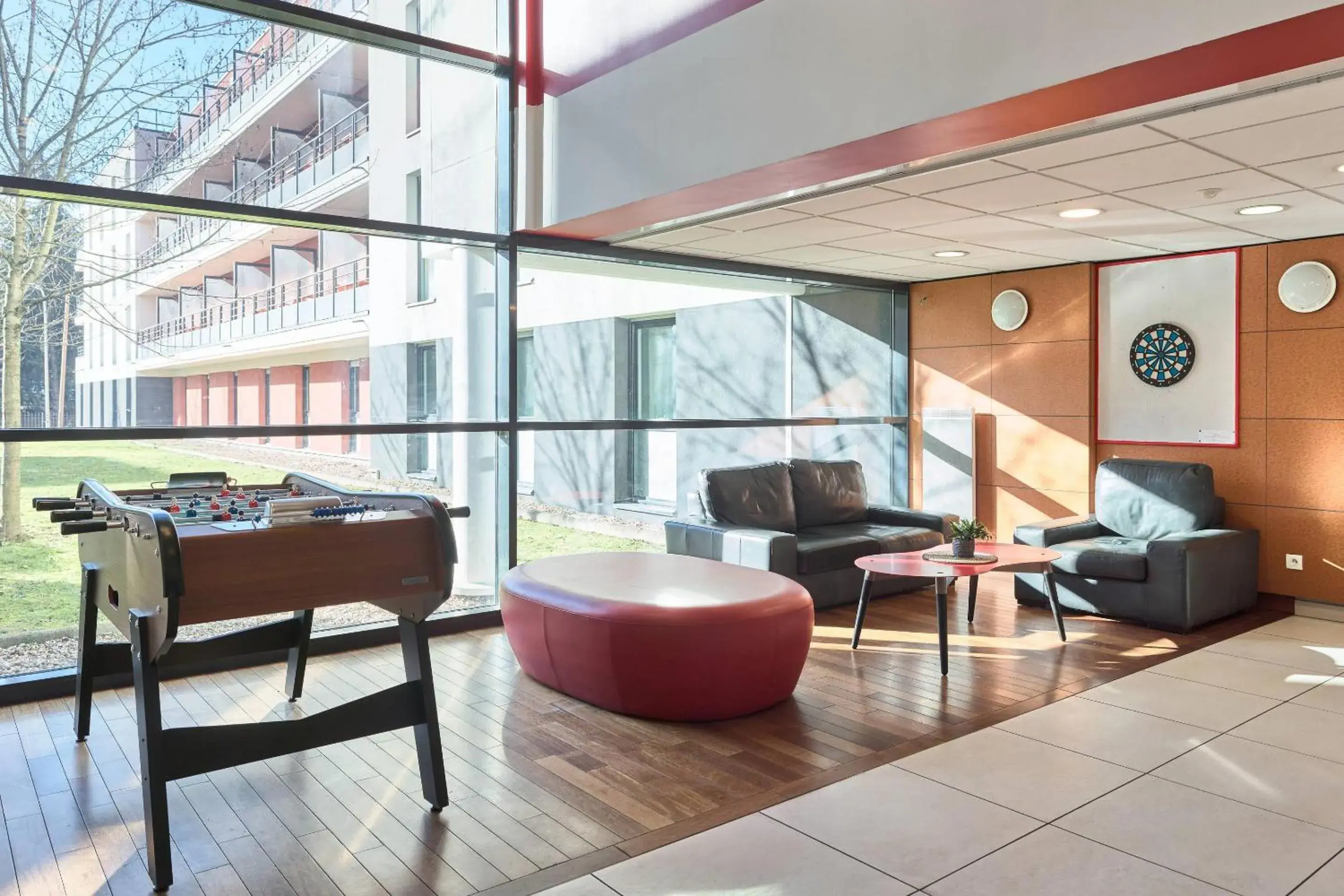 Lobby or reception in Comfort Aparthotel Versailles, St Cyr l'Ecole Lobby or reception in Comfort Aparthotel Versailles, St Cyr l'Ecole