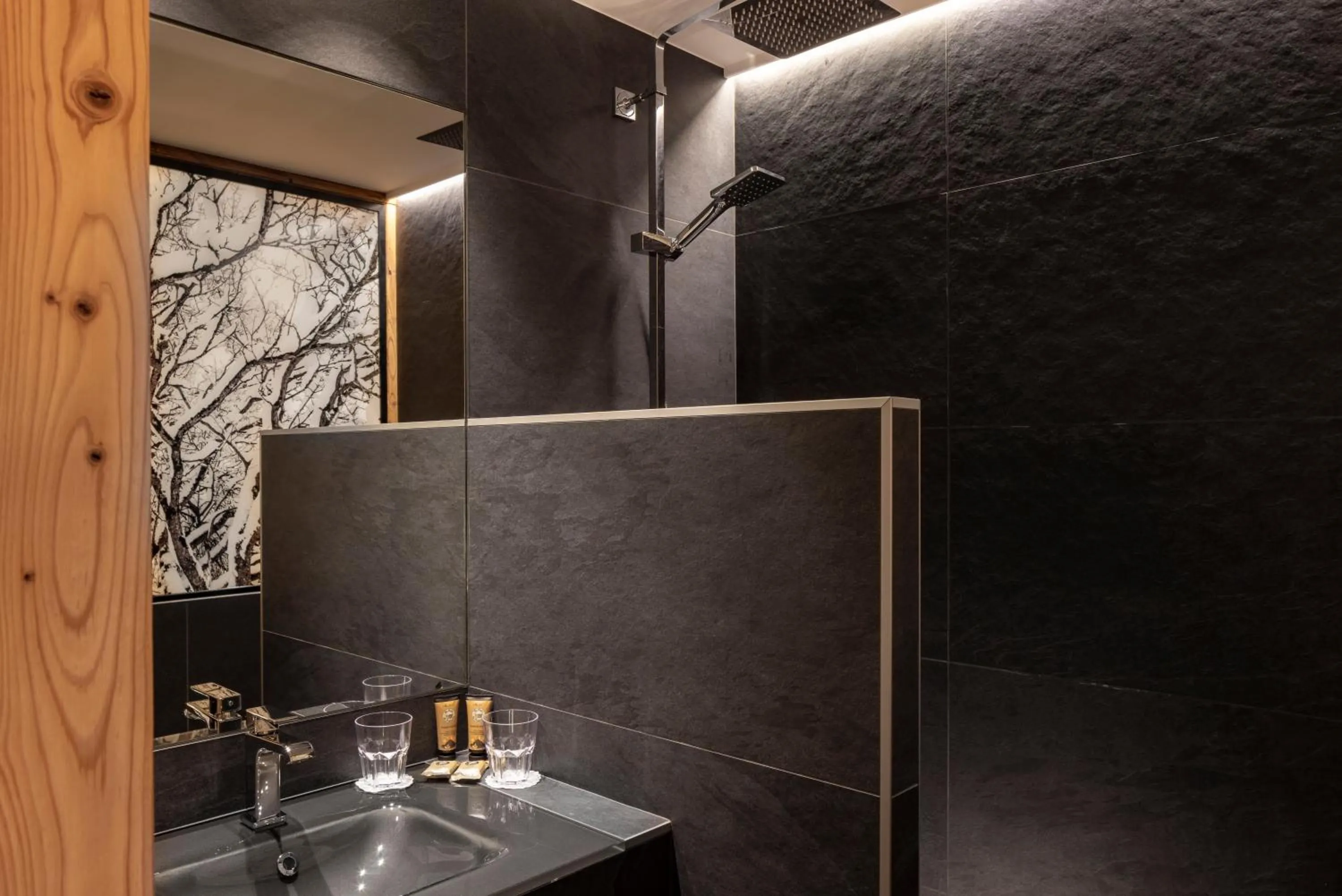 Shower in Hotel Cote Brune