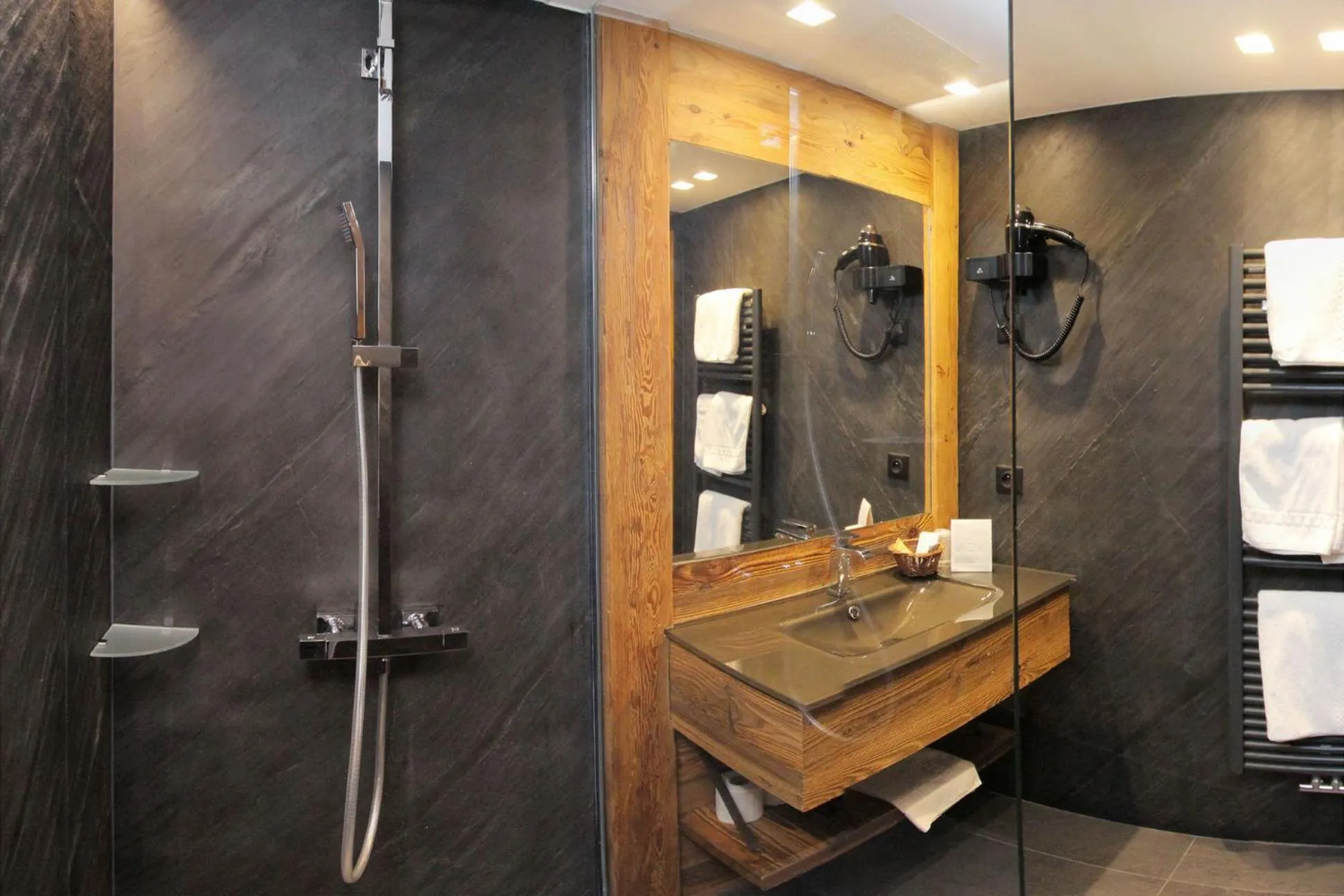 Shower in Hotel Cote Brune