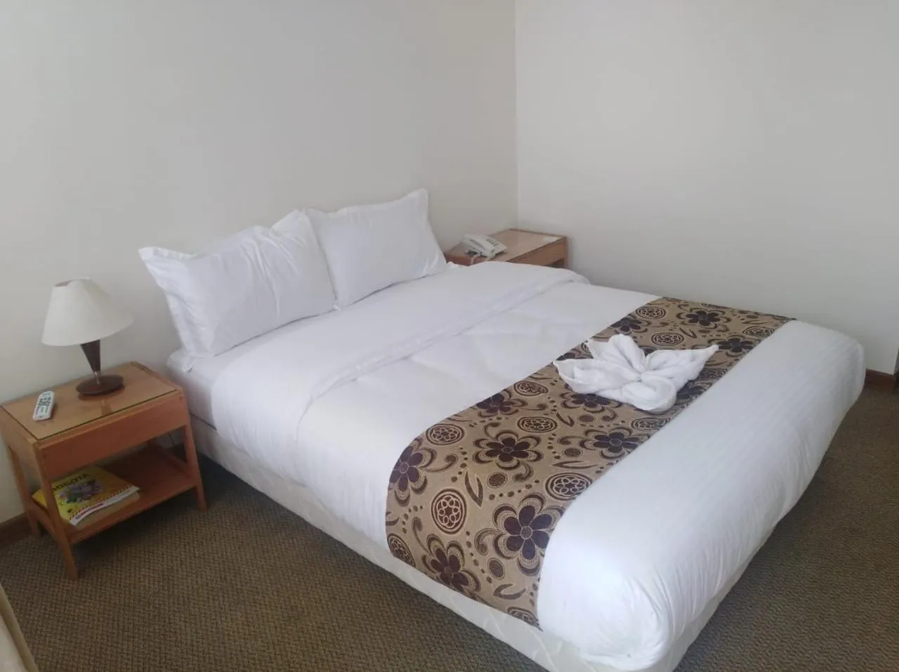 Bed in Hotel Casa La Riviera