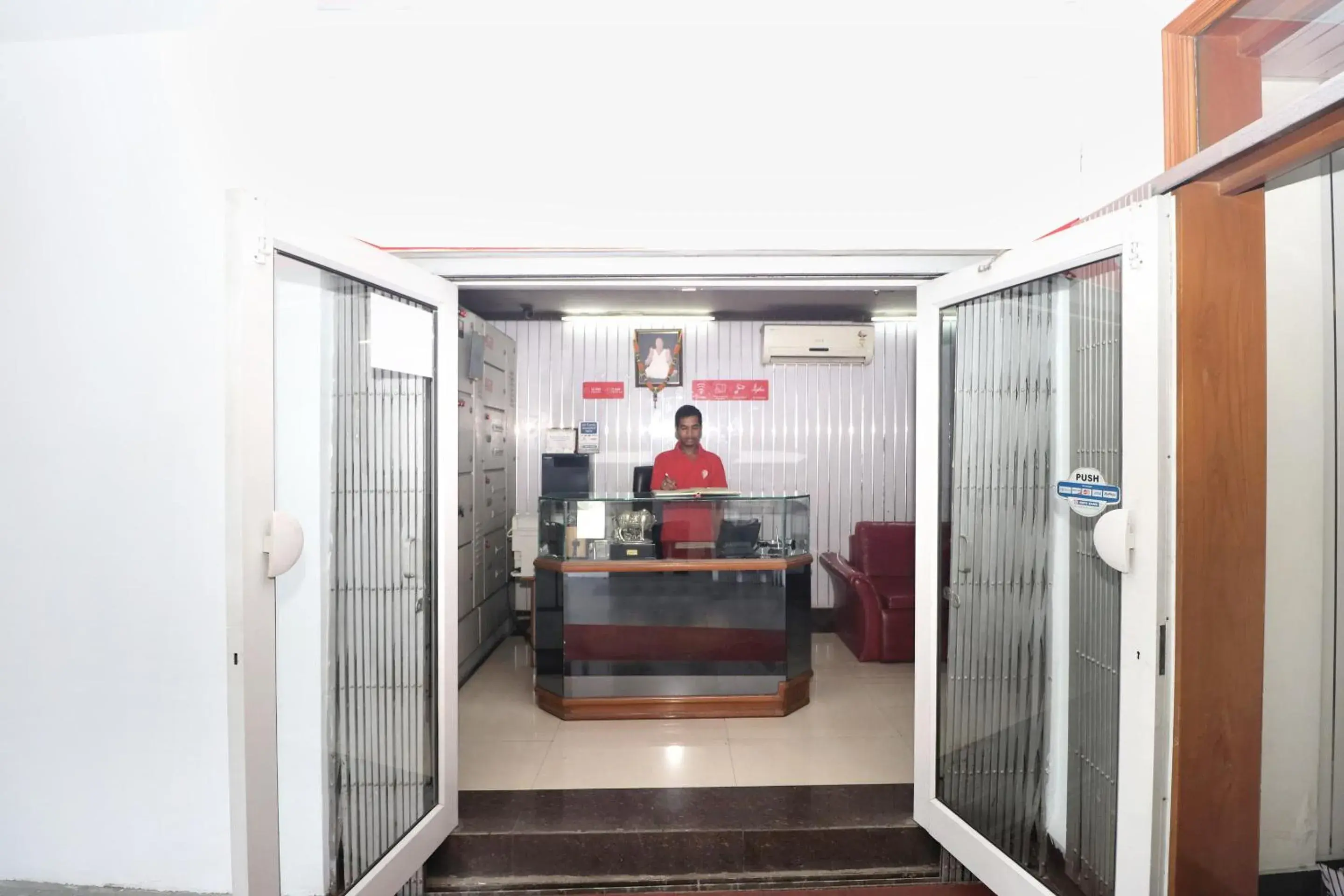 Lobby or reception in Hotel O Le Bon Ton Lobby or reception in Hotel O Le Bon Ton