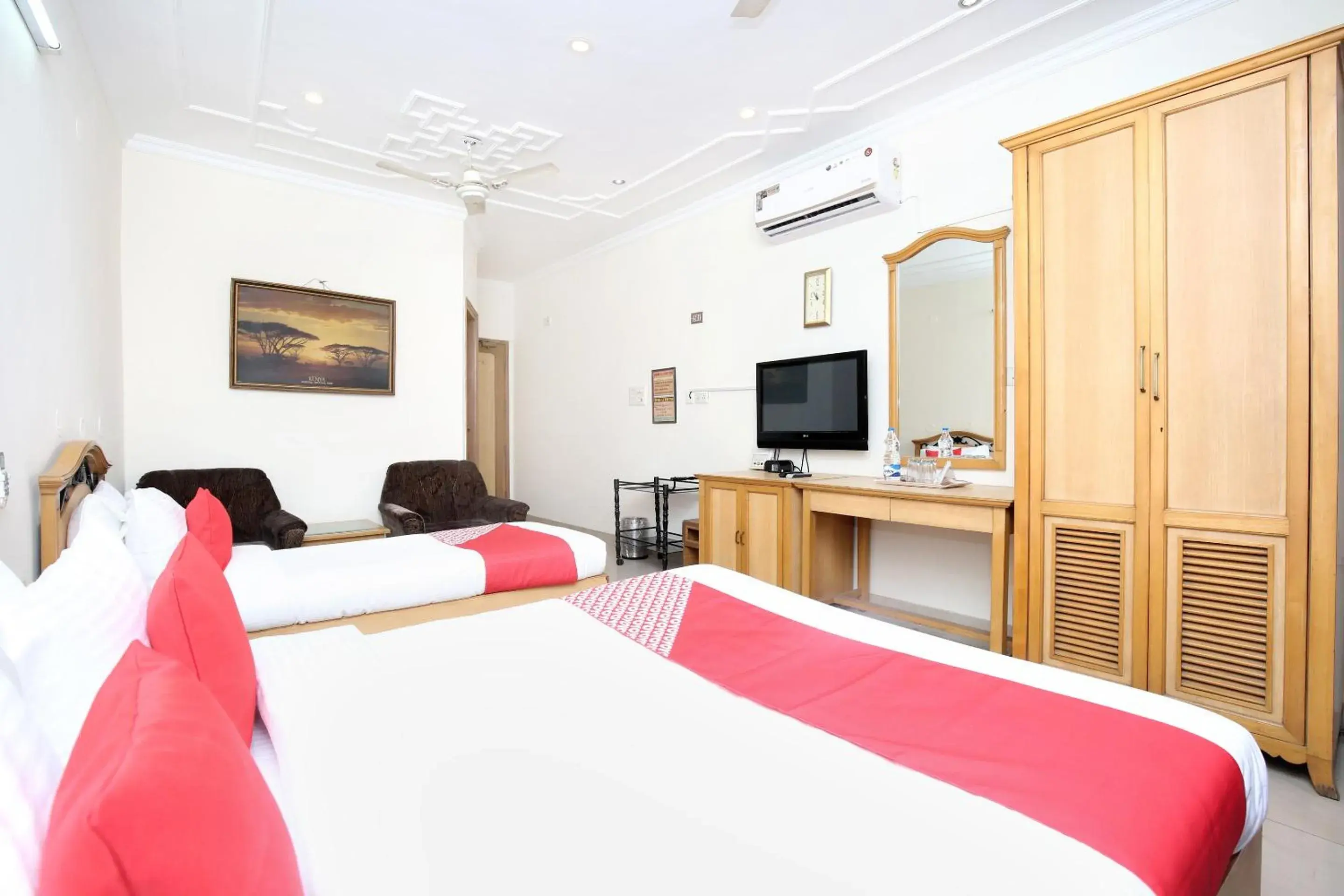 Bedroom, Bed in Hotel O Le Bon Ton Bedroom, Bed in Hotel O Le Bon Ton