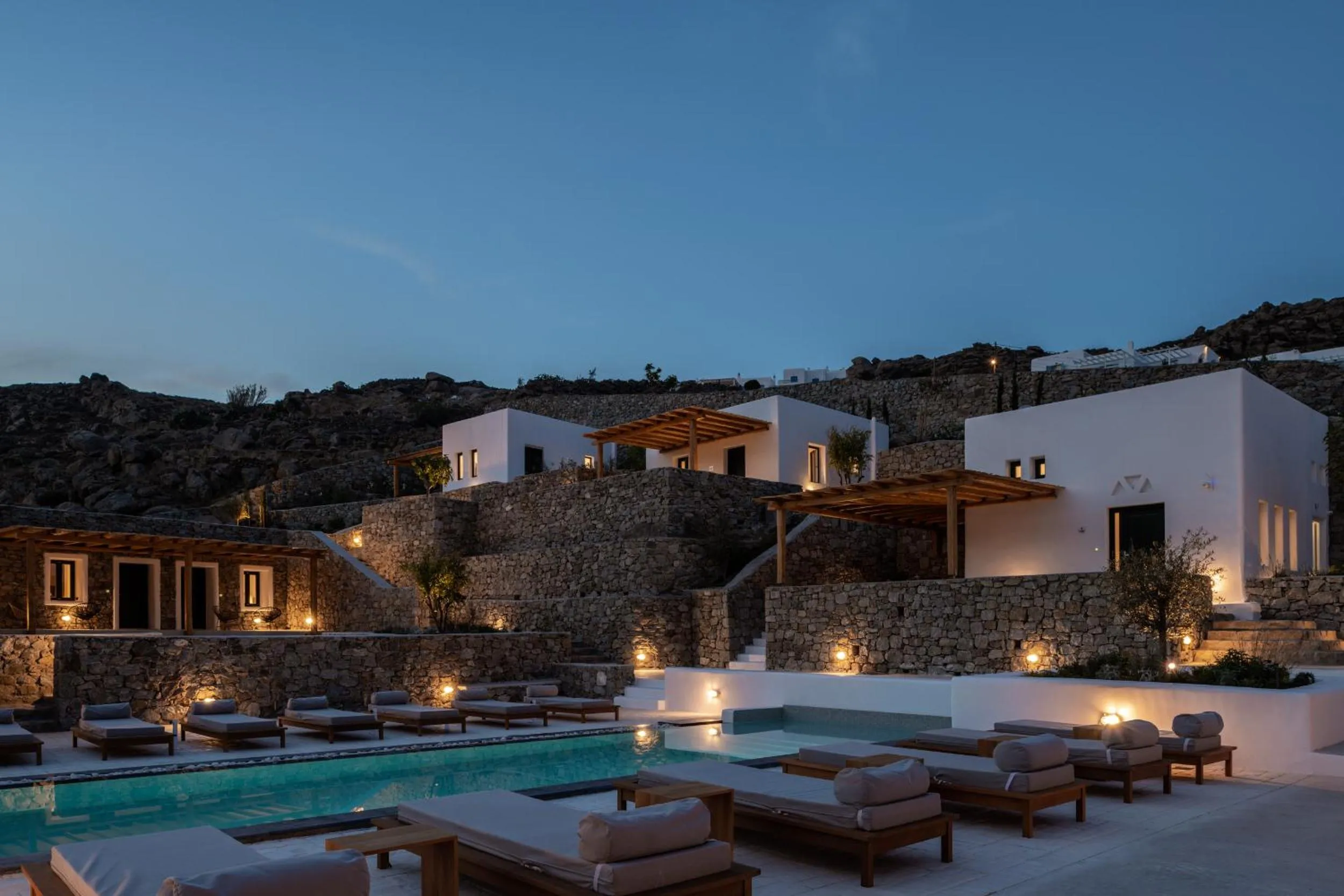 Property building in Mykonos Drops