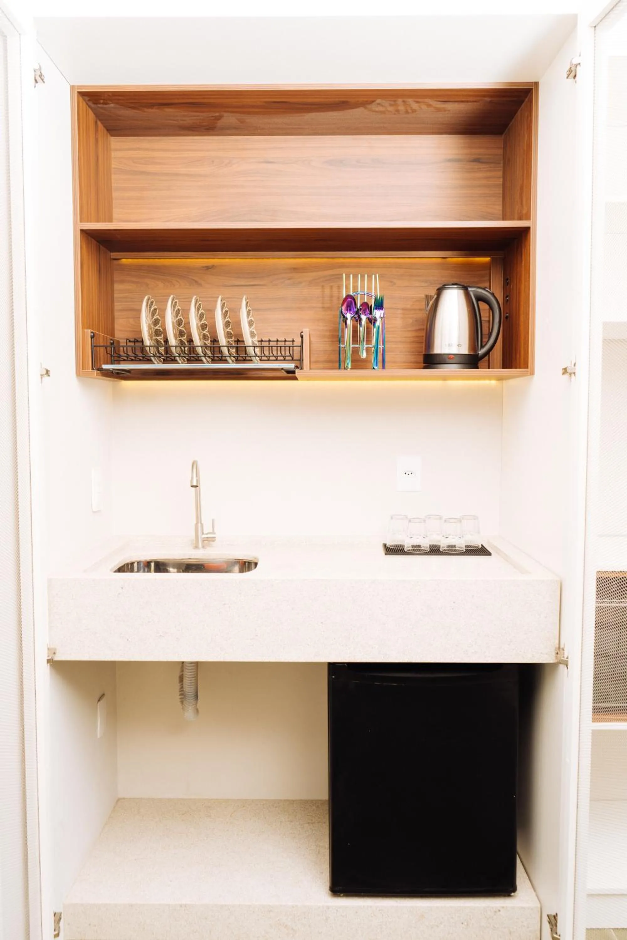 Kitchen or kitchenette in Cris Hotel