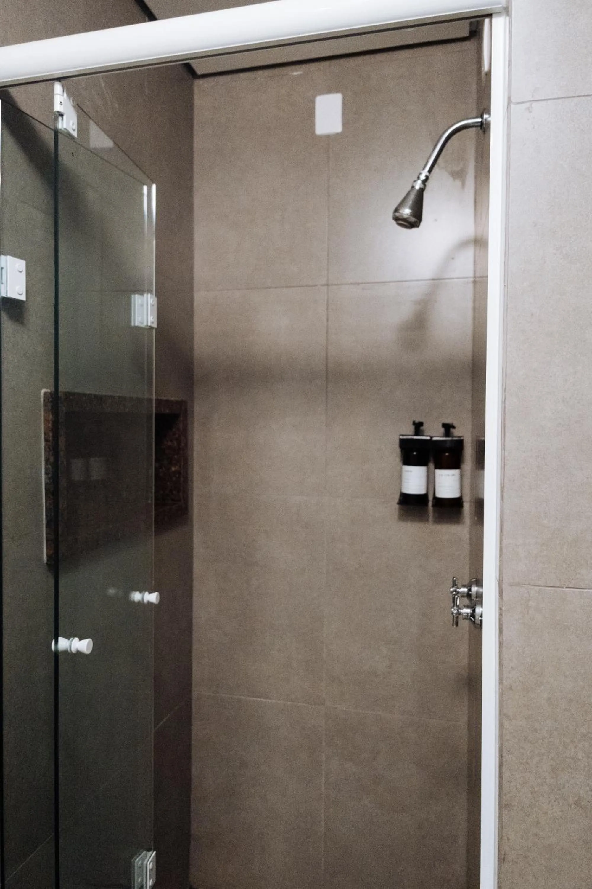 Bathroom in Cris Hotel