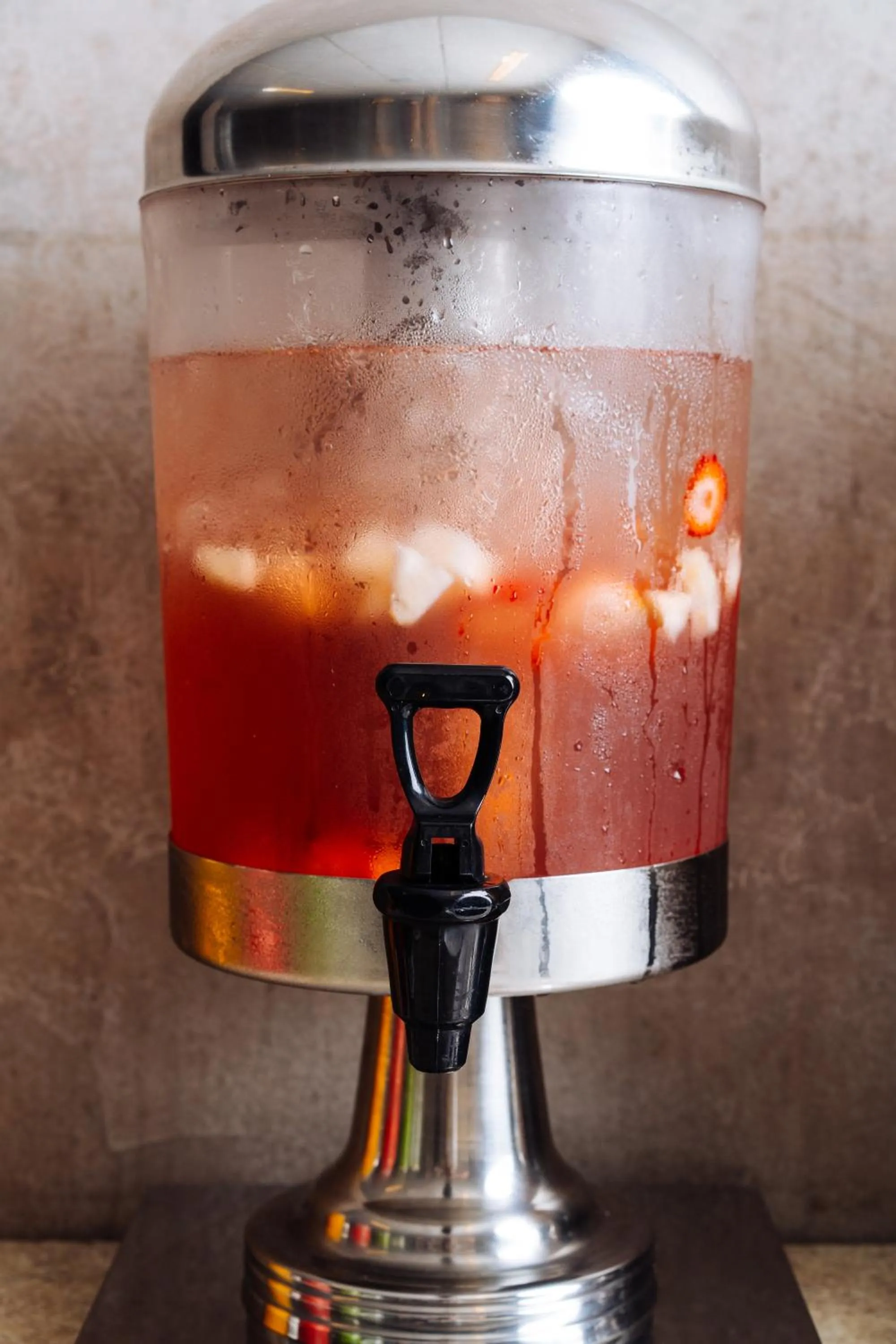 Buffet breakfast in Cris Hotel