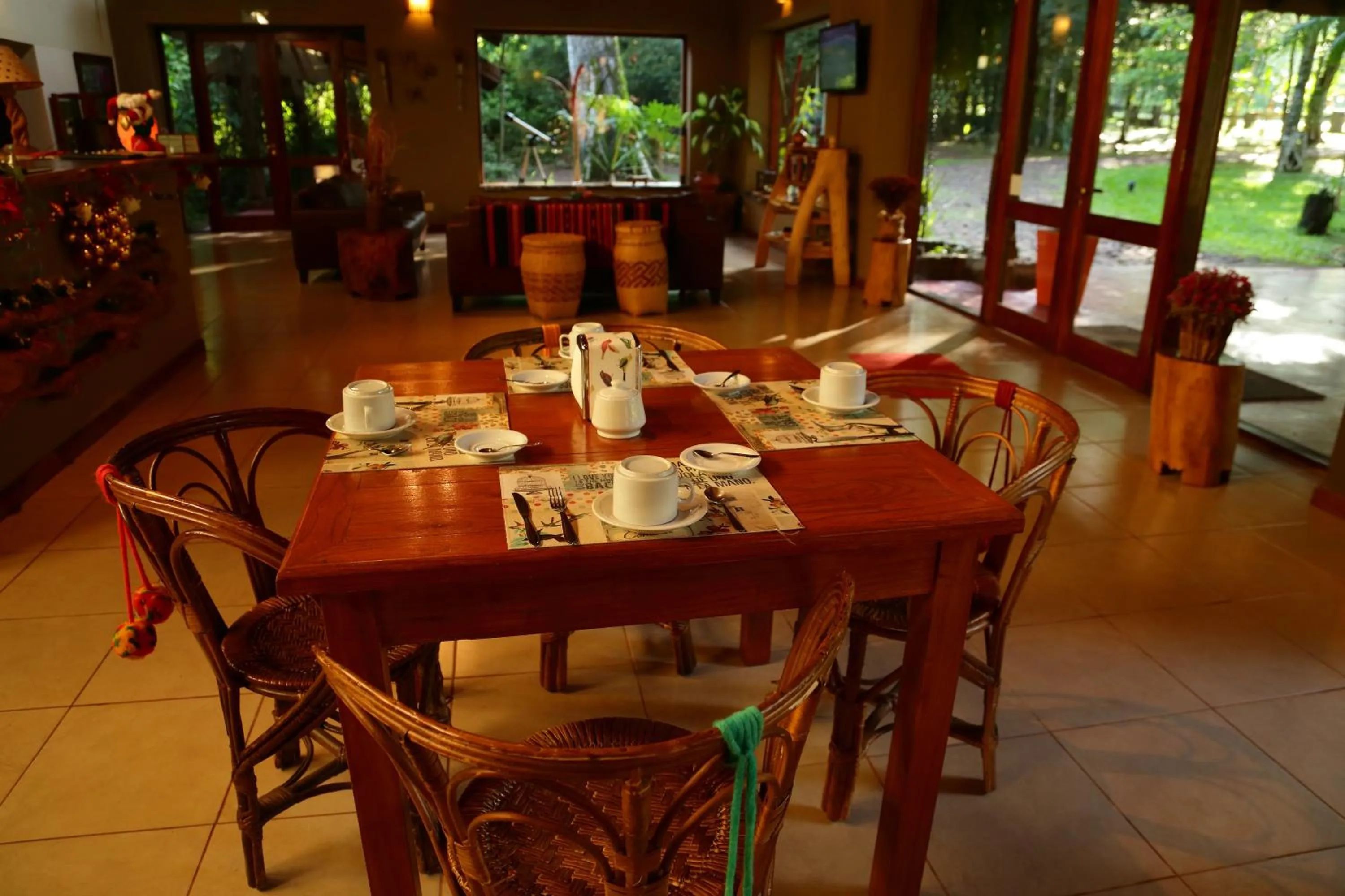 Restaurant/places to eat in Tierra Guaraní Lodge