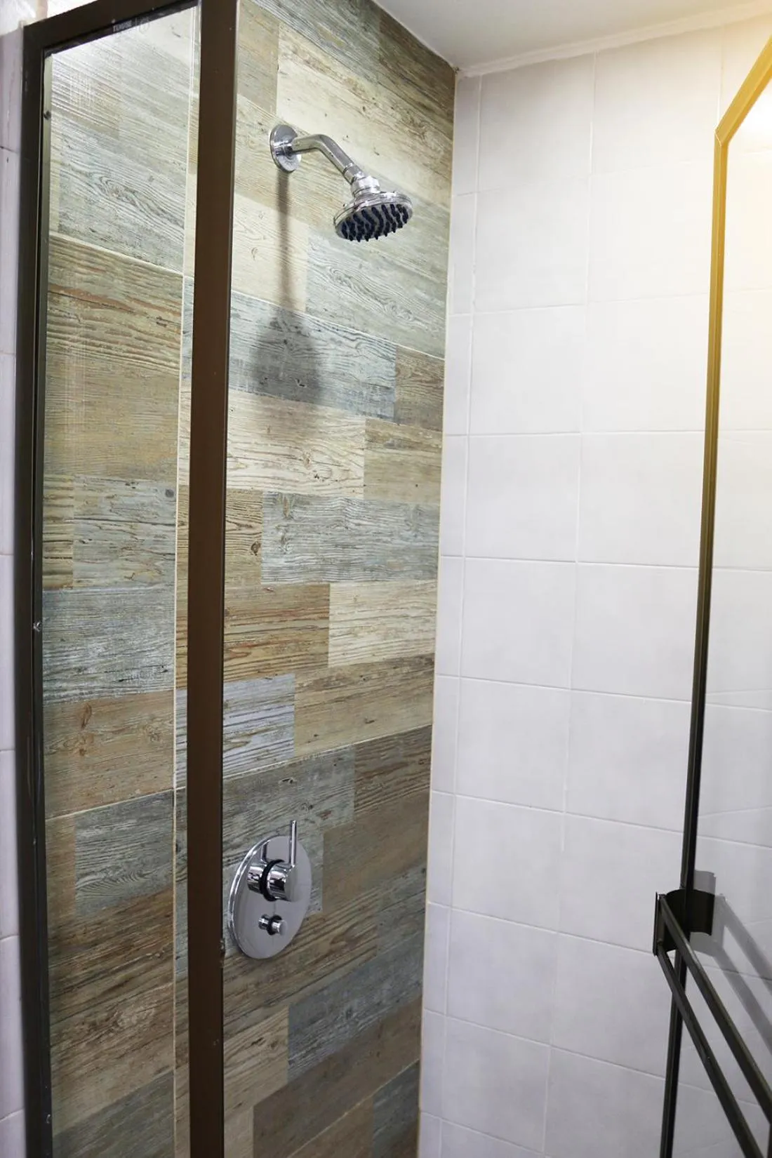 Shower in Eurolan 93