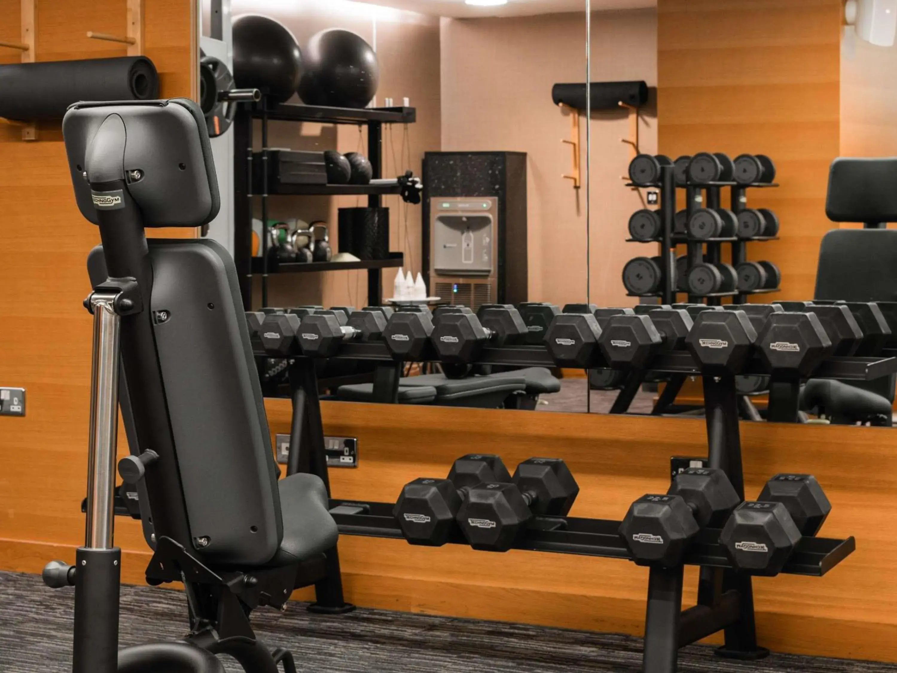 Spa and wellness centre/facilities in Sofitel London Heathrow Spa and wellness centre/facilities in Sofitel London Heathrow