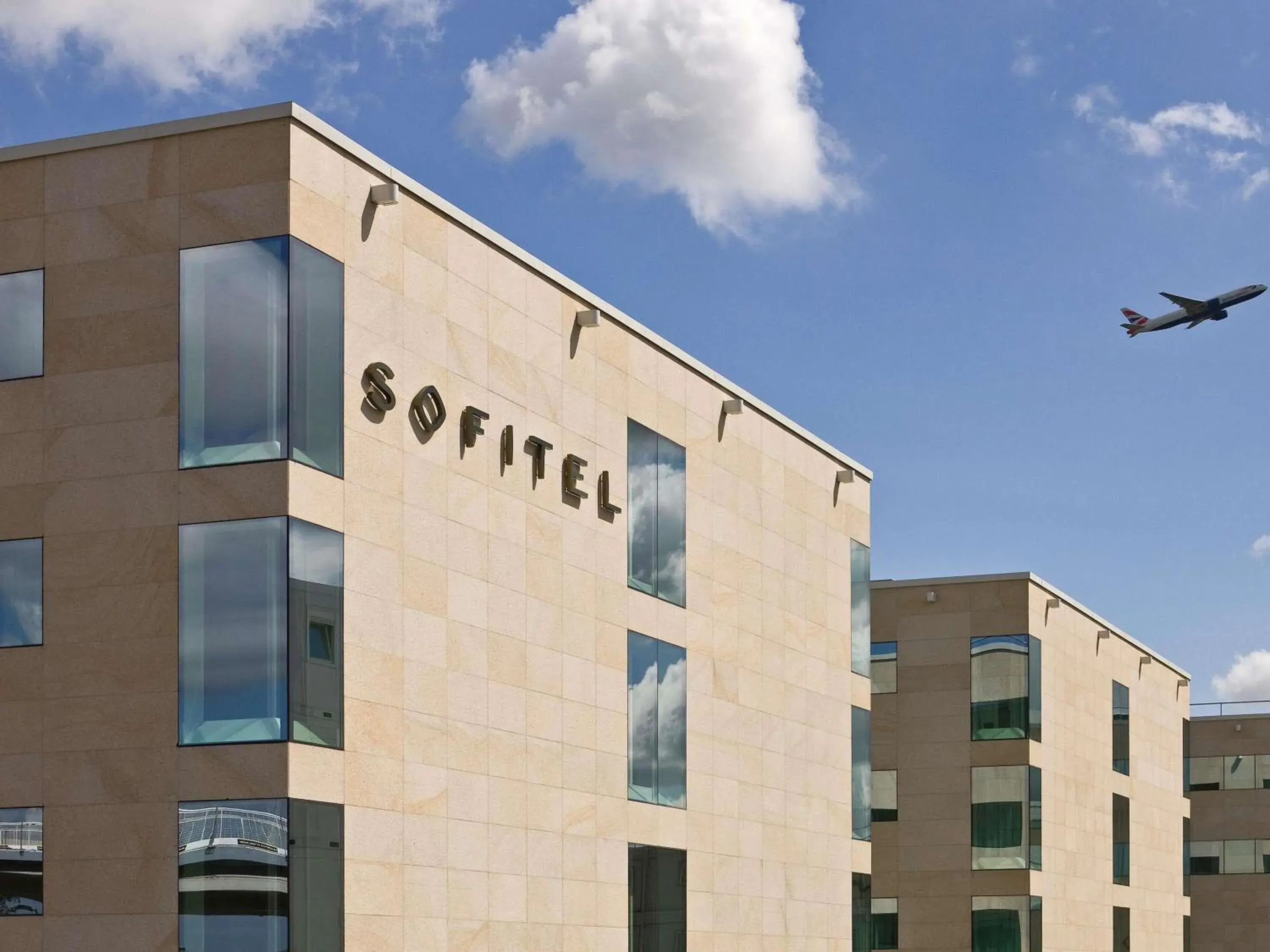 Property building in Sofitel London Heathrow Property building in Sofitel London Heathrow