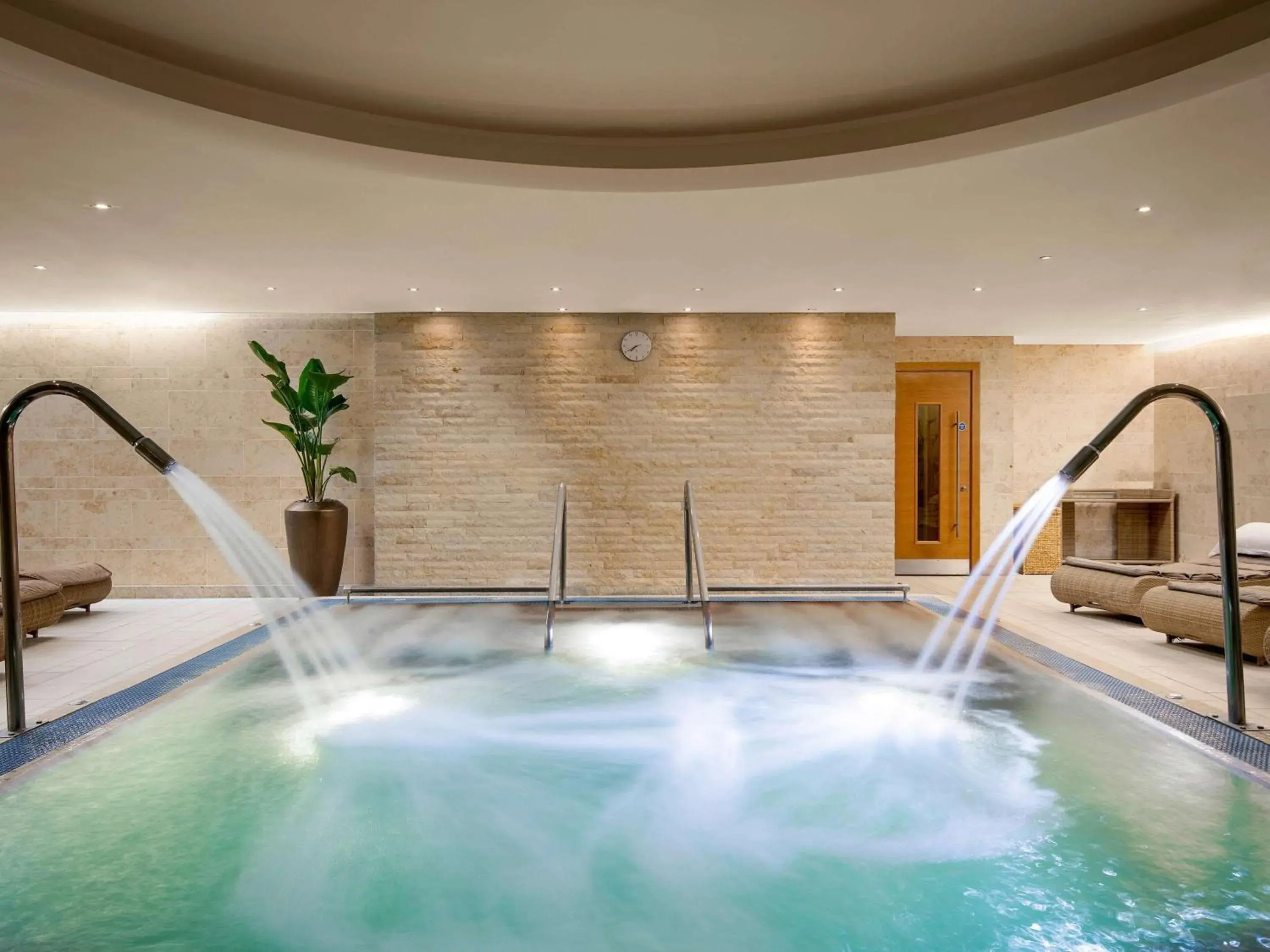 Property building in Sofitel London Heathrow Property building in Sofitel London Heathrow