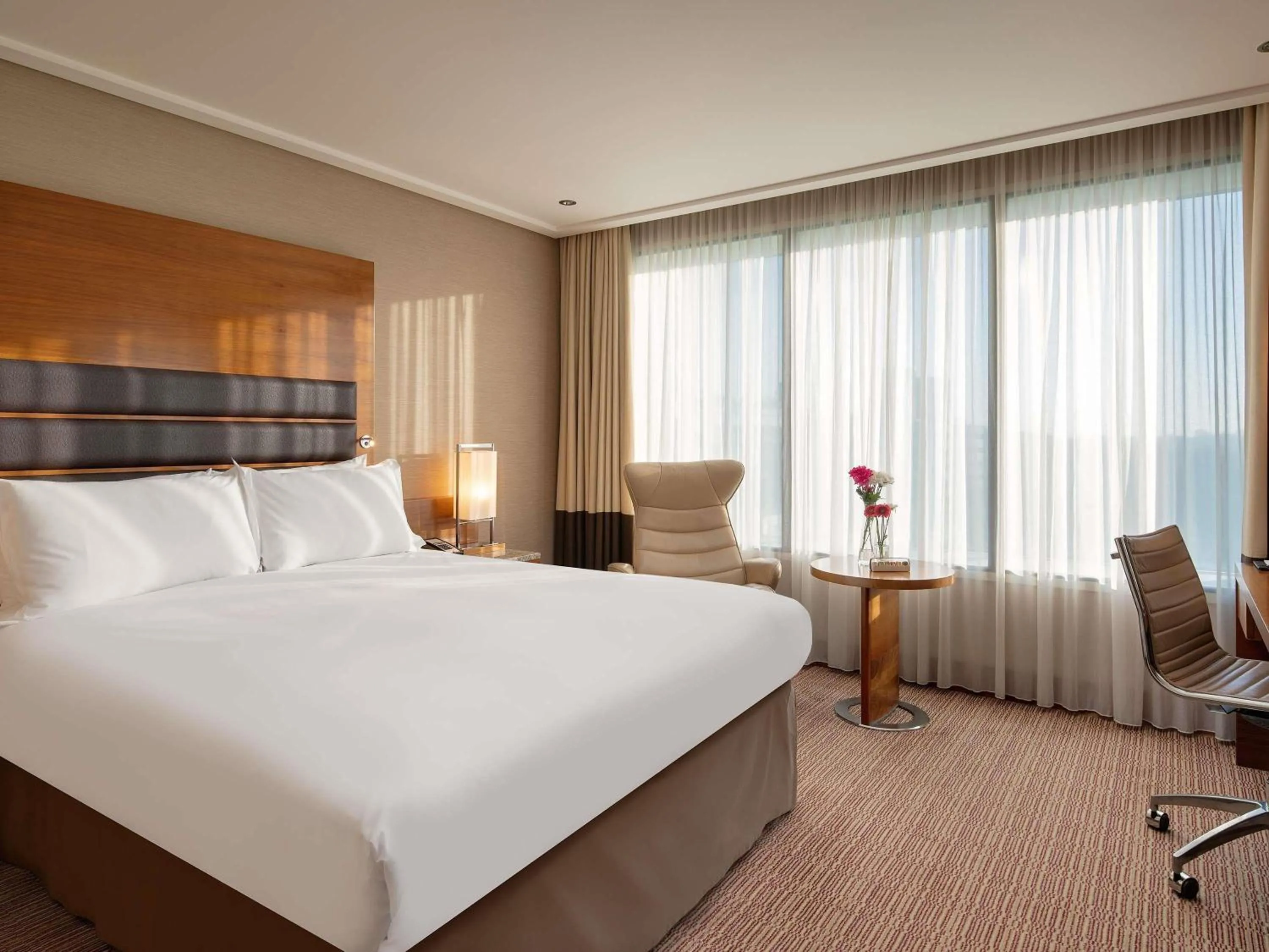 Bedroom, Bed in Sofitel London Heathrow