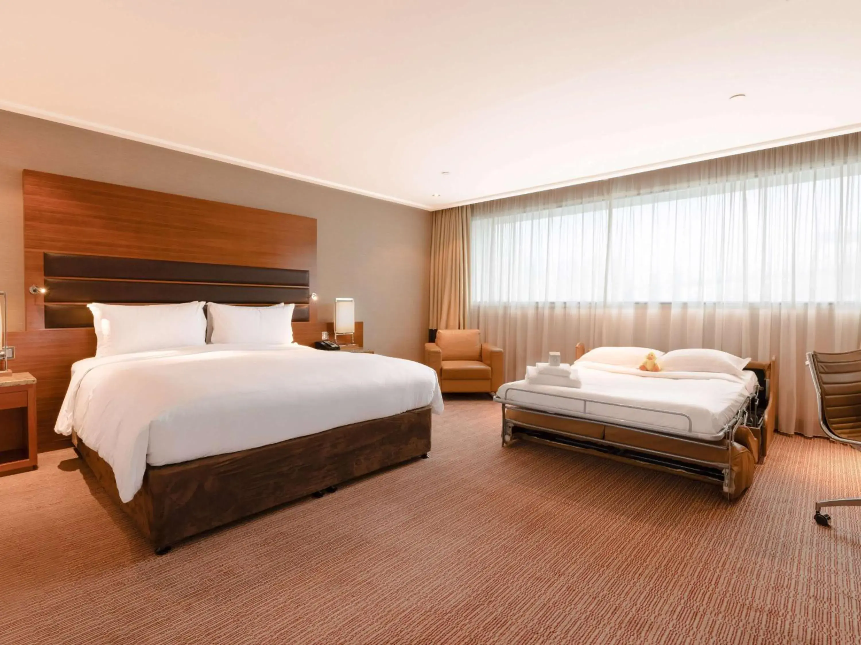 Bedroom, Bed in Sofitel London Heathrow Bedroom, Bed in Sofitel London Heathrow
