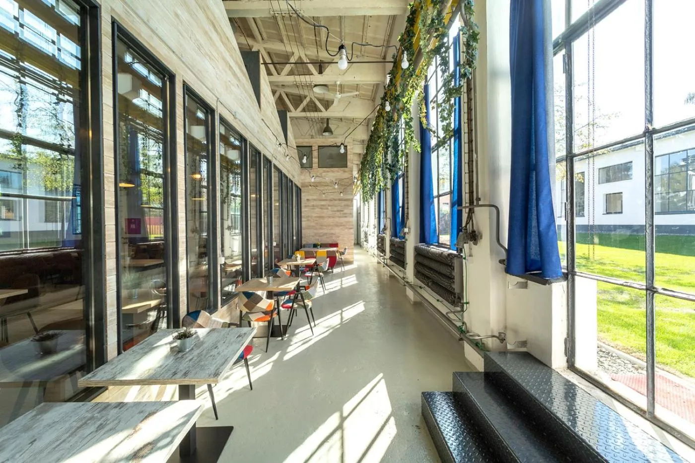 Restaurant/places to eat in Hotel Na Vývoji