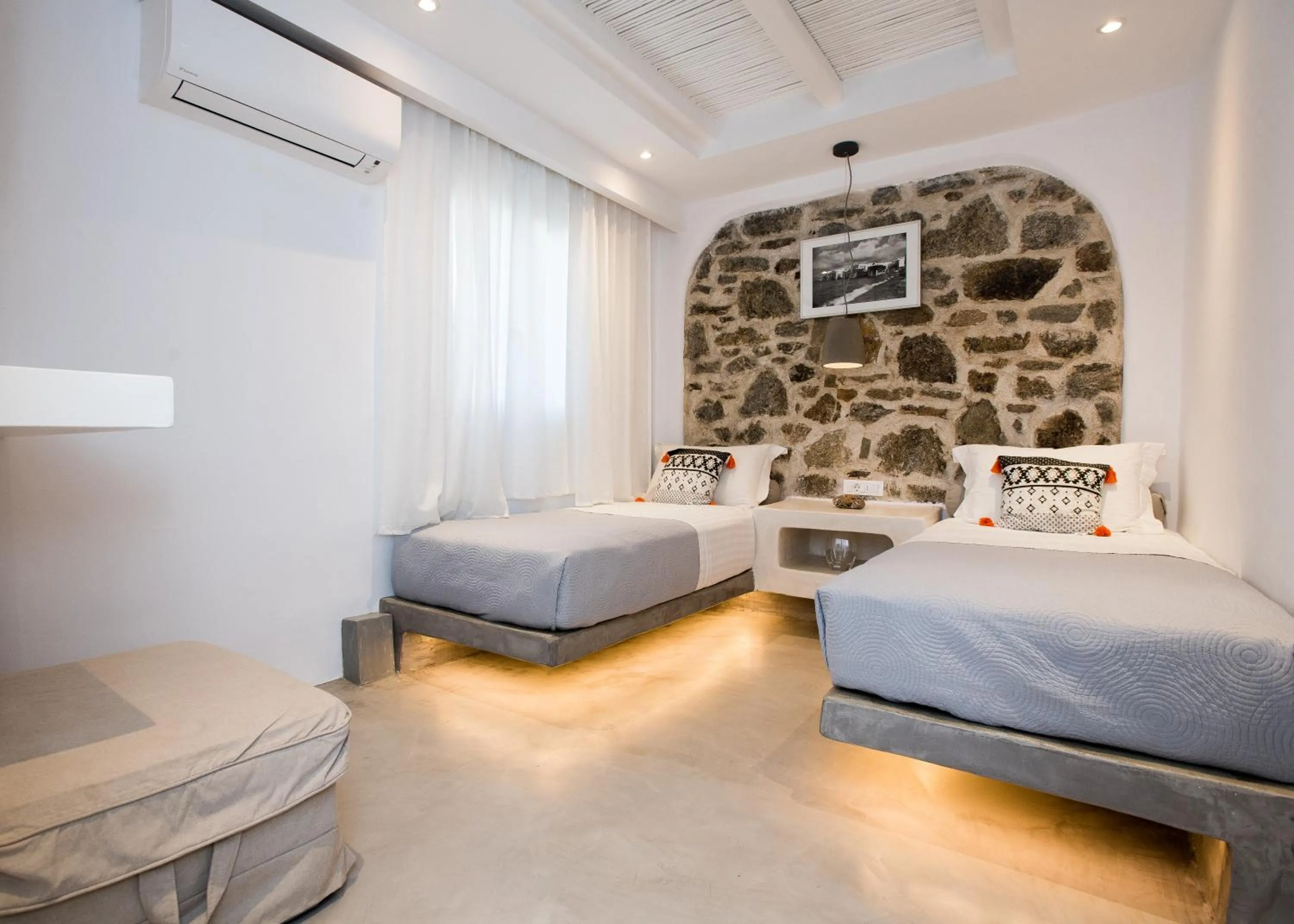Bed in Mykonos Village