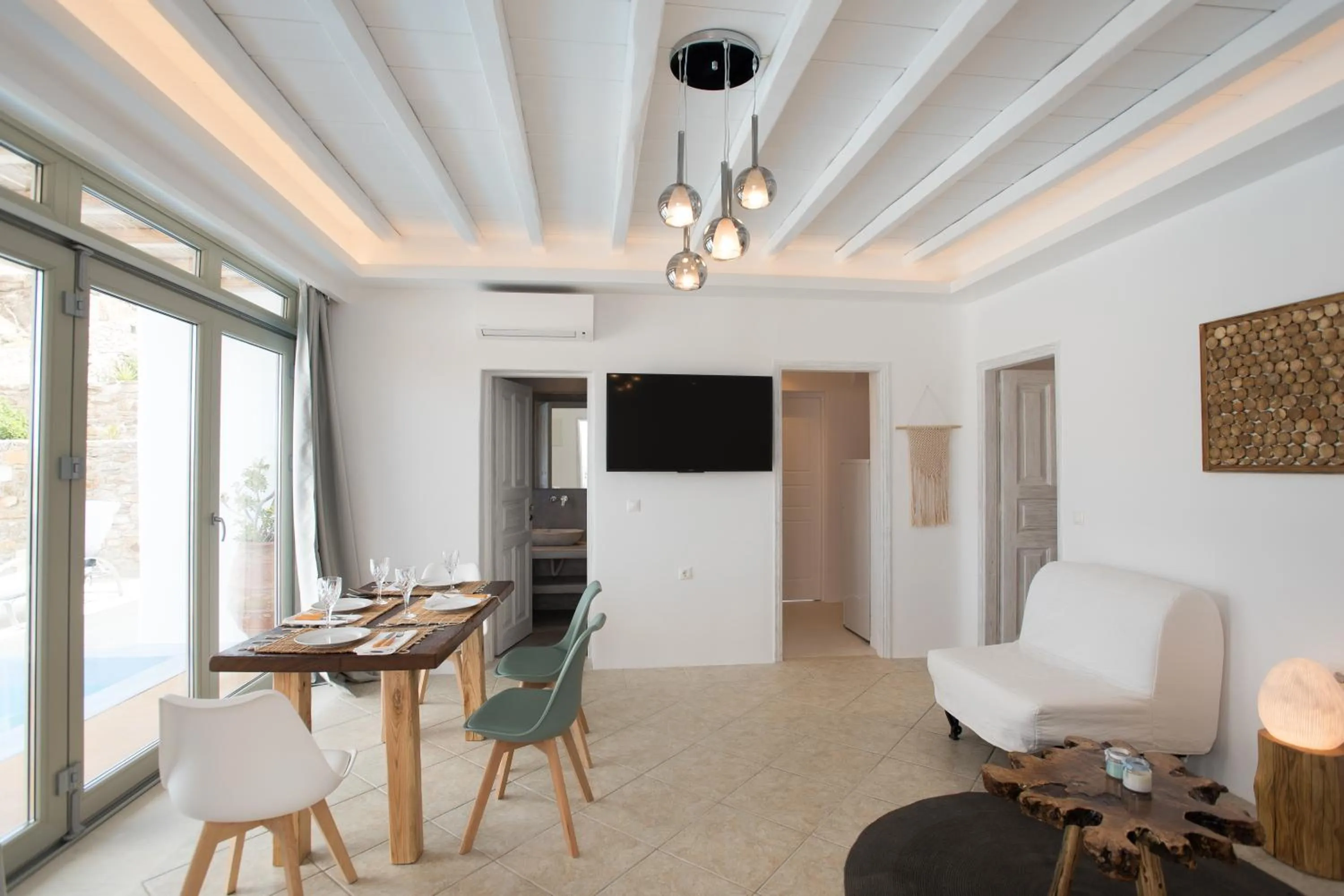 TV and multimedia in Mykonos Village