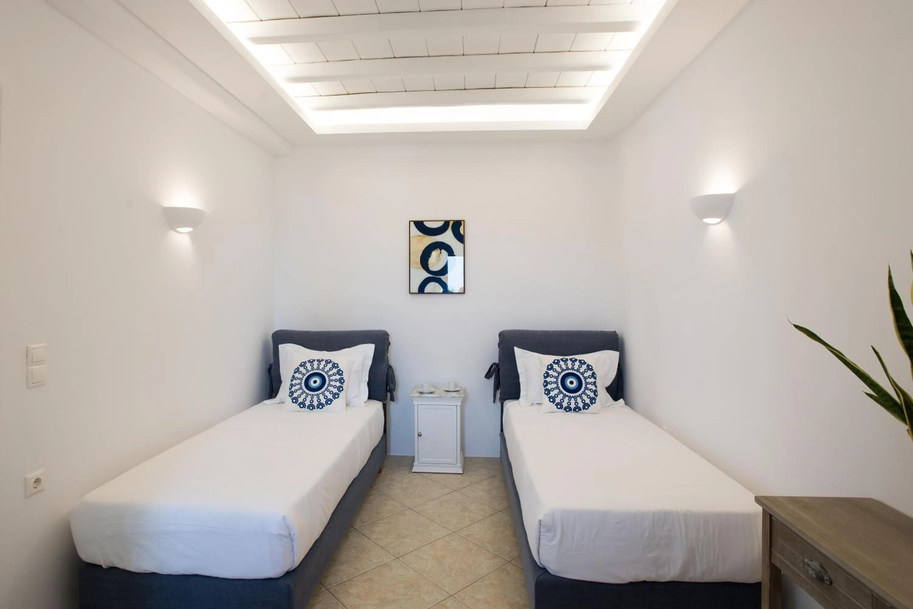 Bed in Mykonos Village