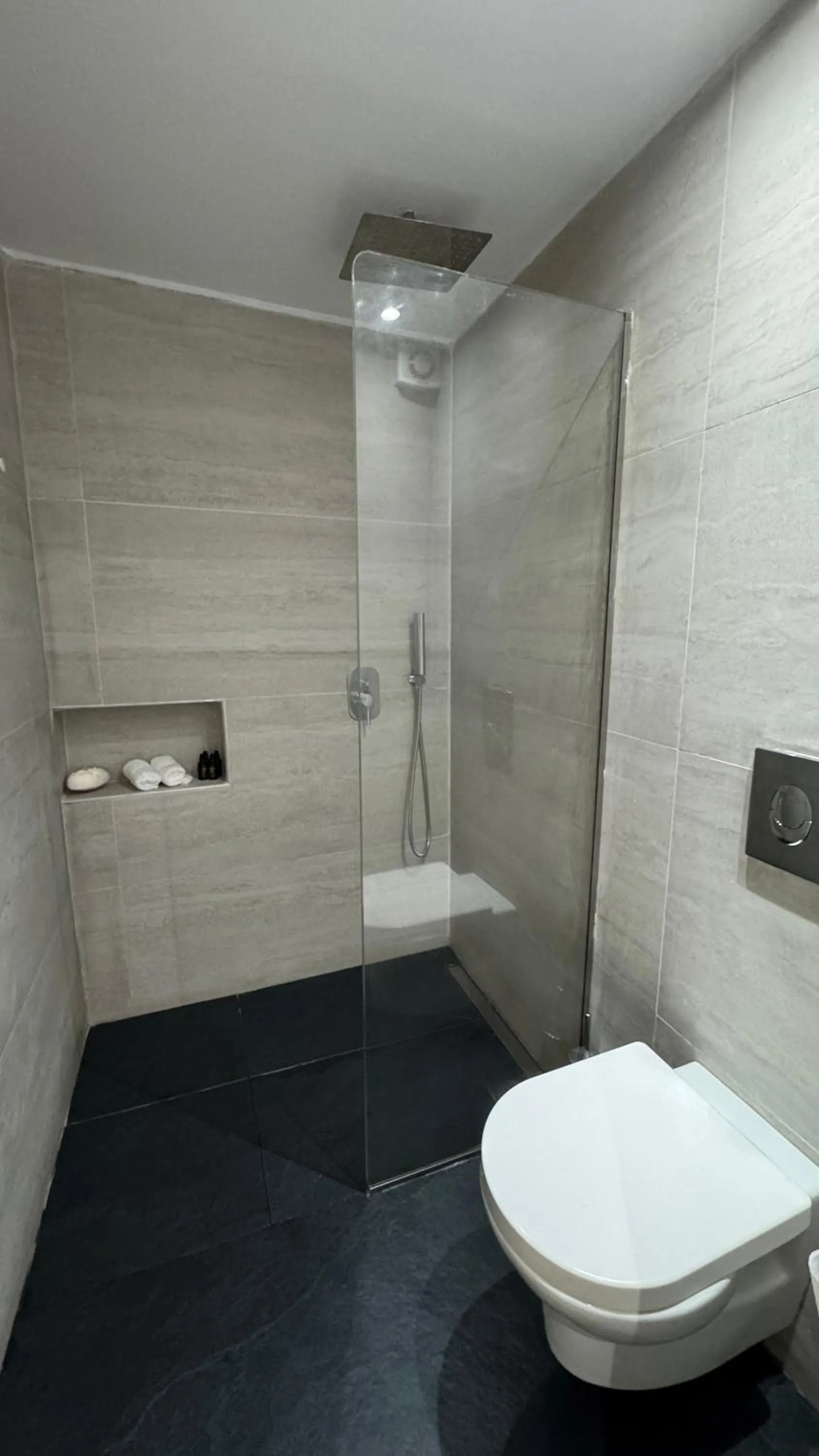 Shower in Mykonos Village