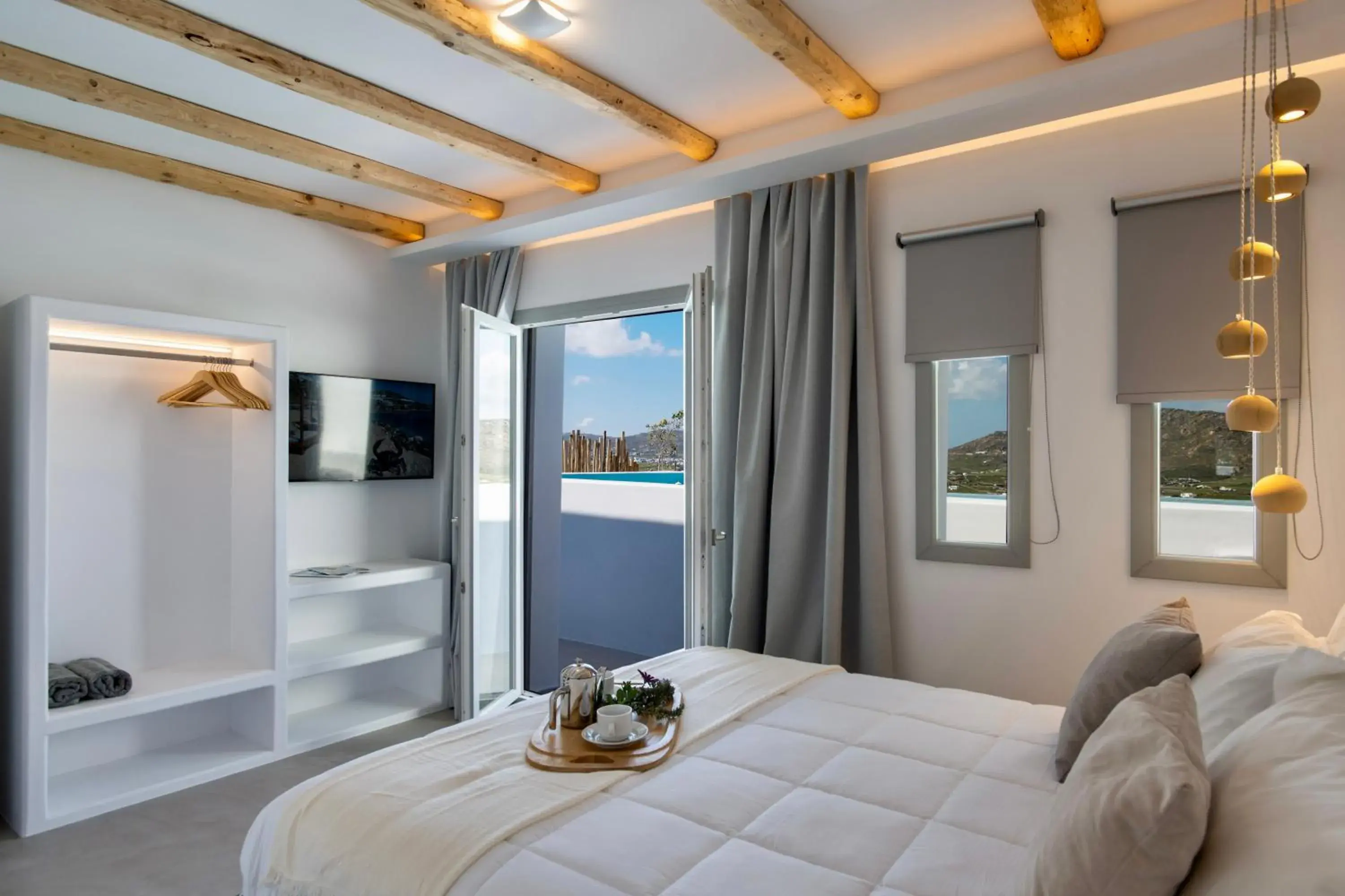 Bed in Mykonos Village Bed in Mykonos Village