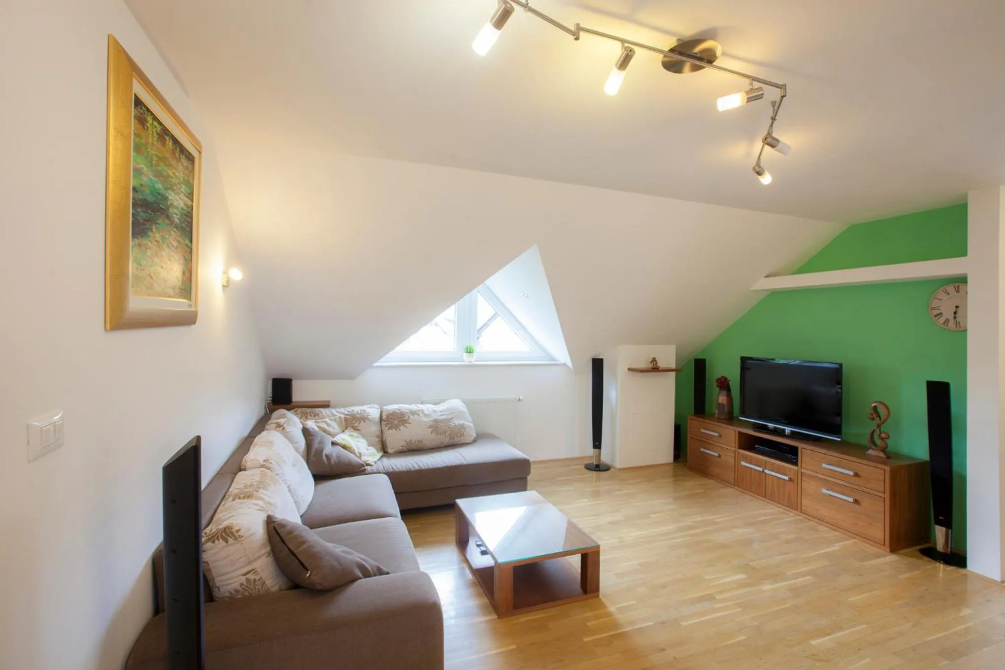 Luxury apartment Karolina
