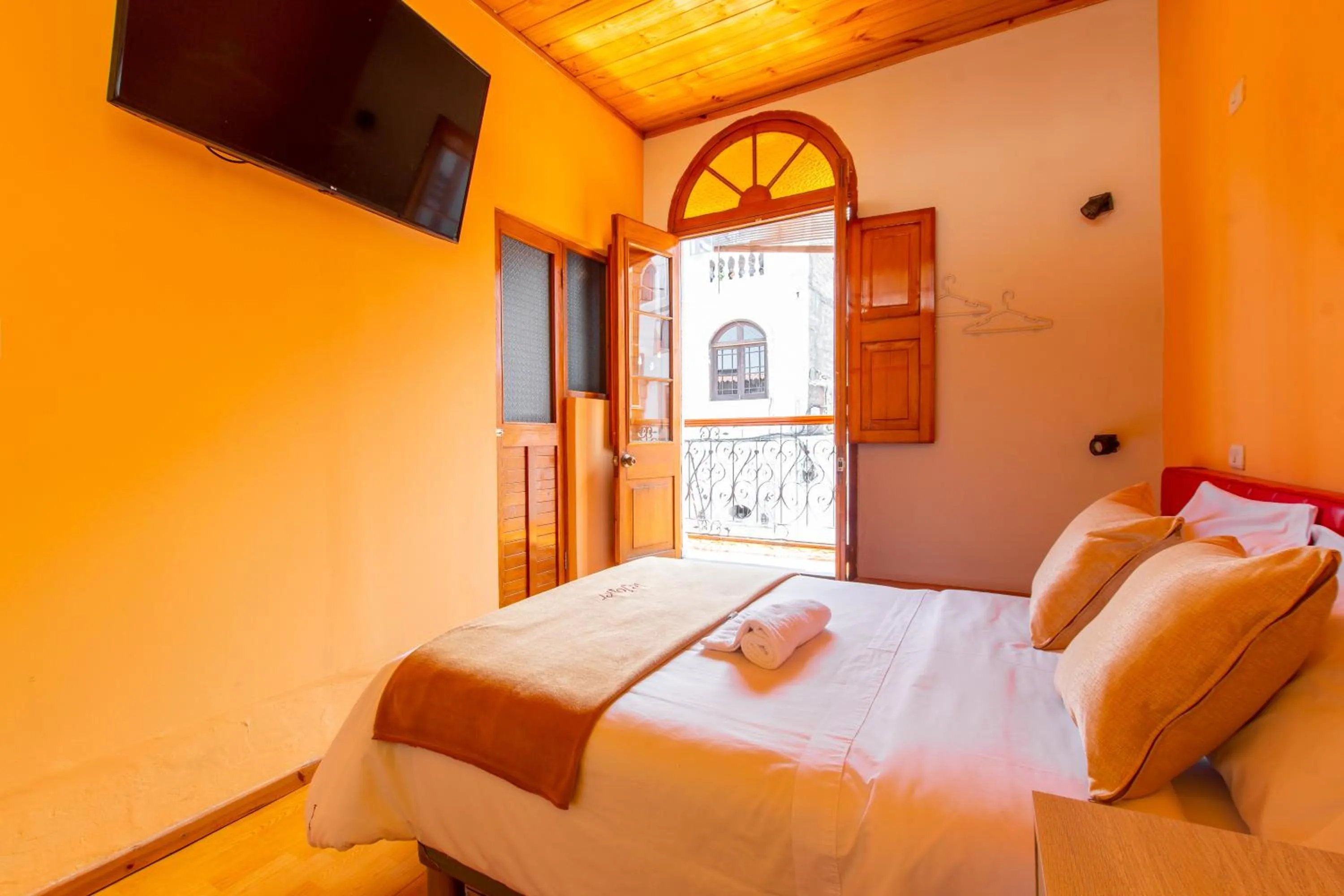 Photo of the whole room, Bed in Le Foyer Arequipa