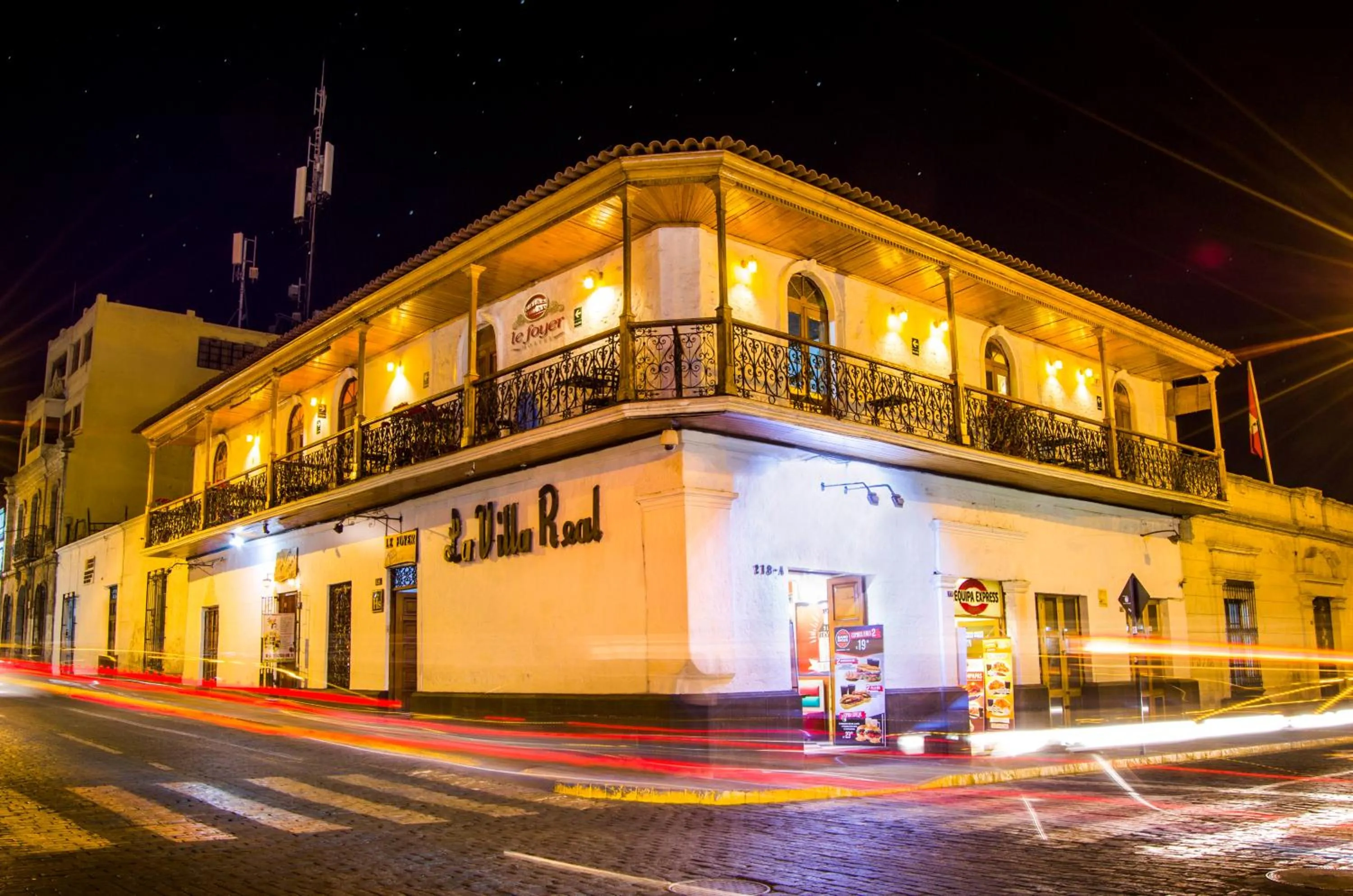 Facade/entrance in Le Foyer Arequipa