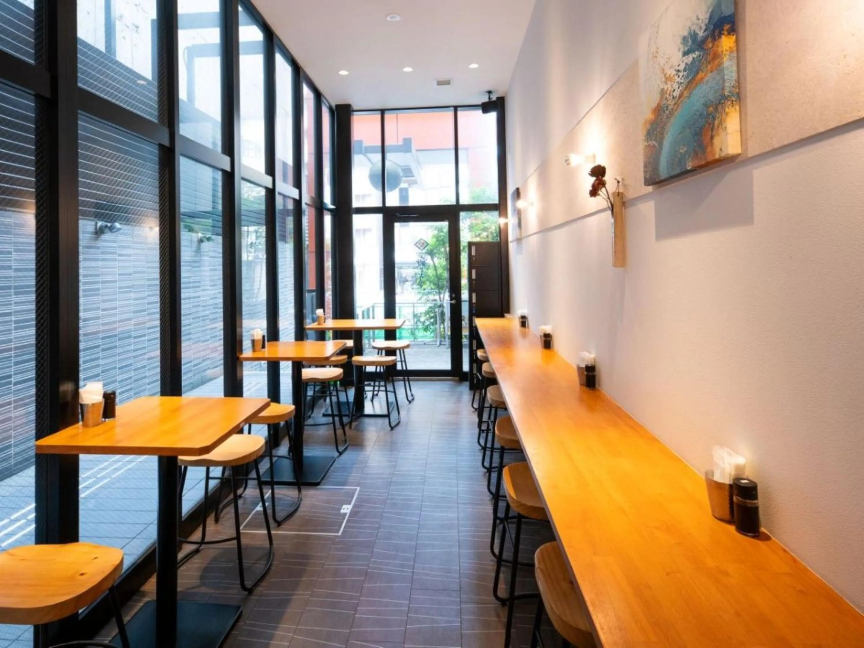 Restaurant/places to eat in APA Hotel Tokyo Kudanshita