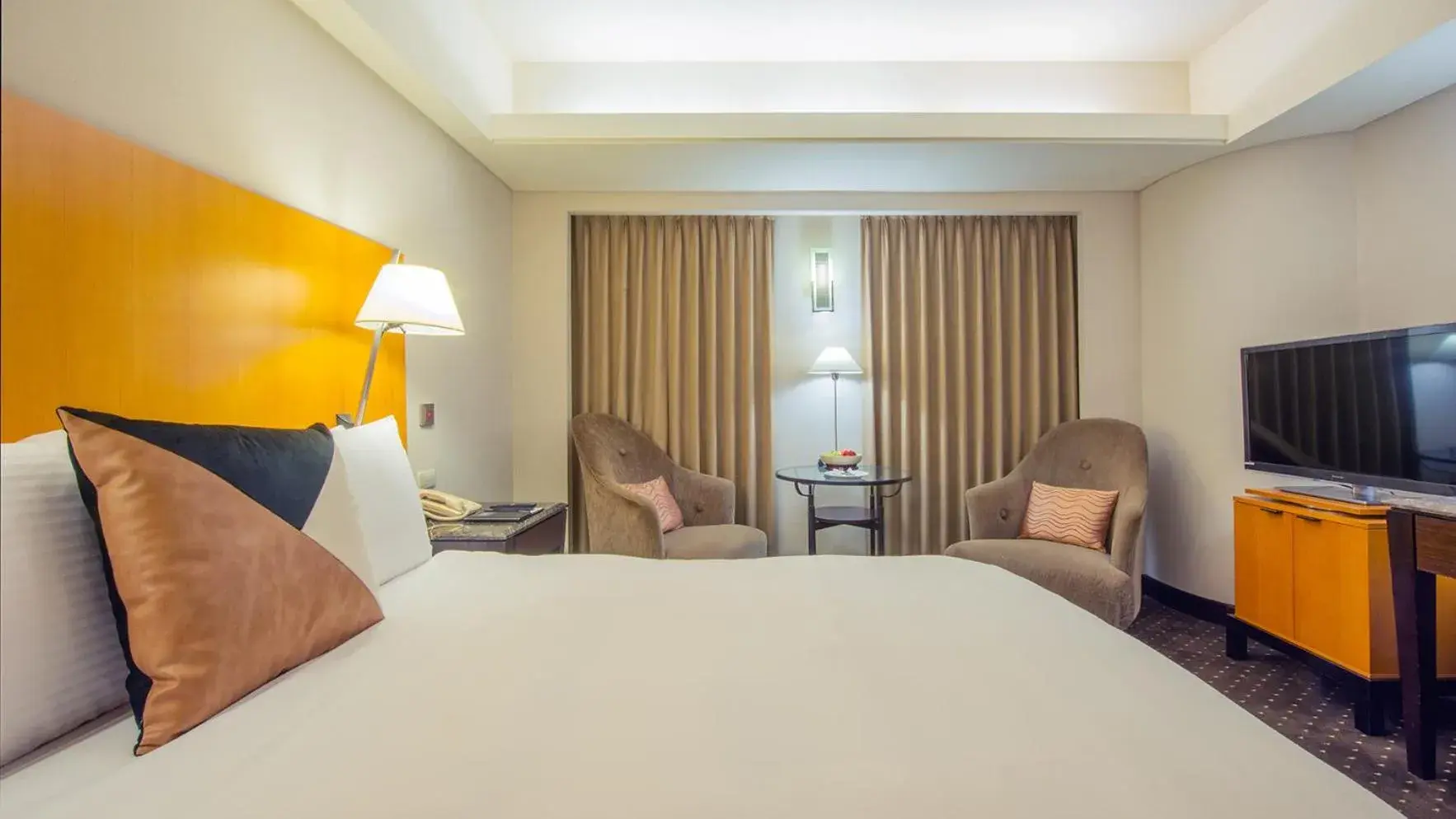 Photo of the whole room, Bed in Tempus Hotel Photo of the whole room, Bed in Tempus Hotel