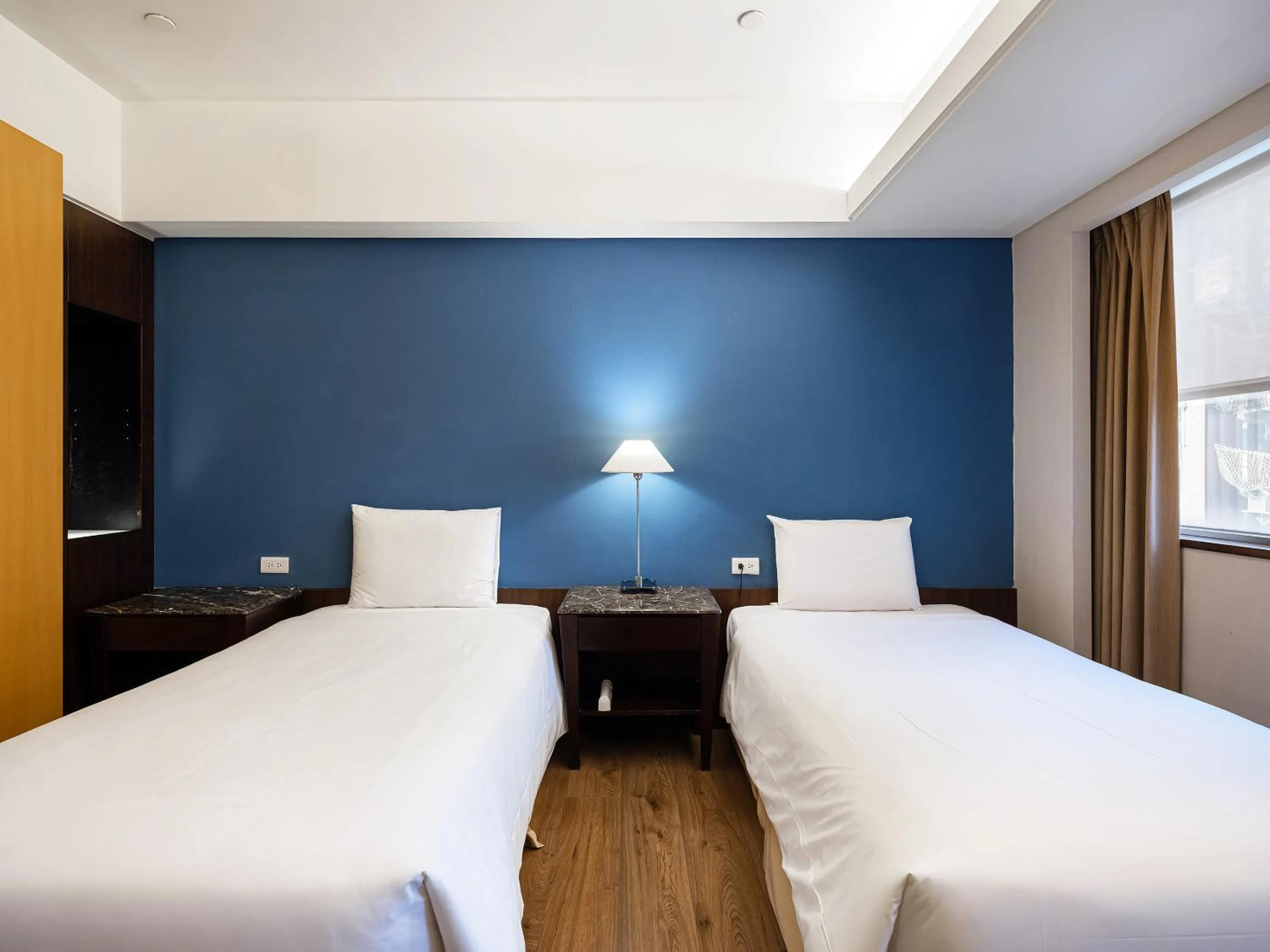 bunk bed, Bed in Tempus Hotel