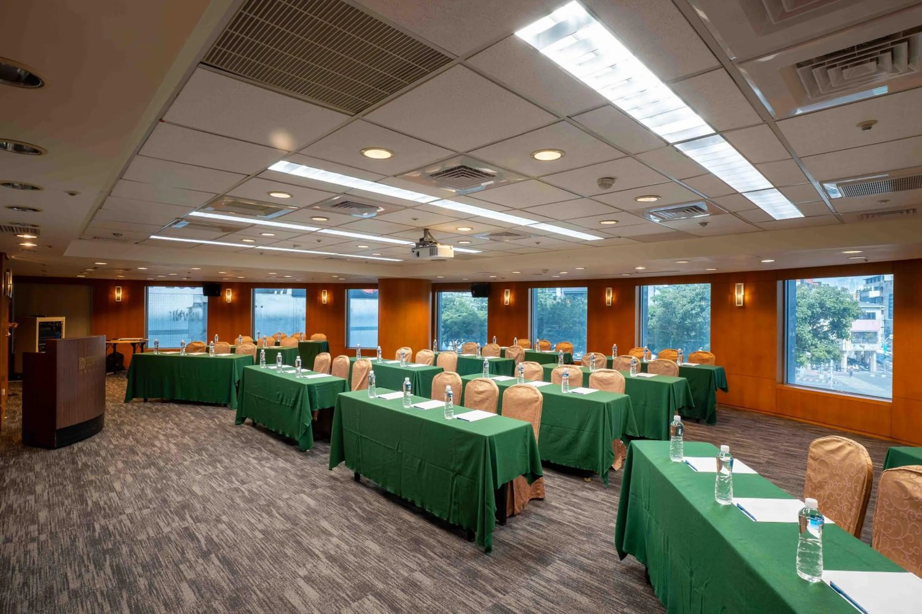 Meeting/conference room in Tempus Hotel